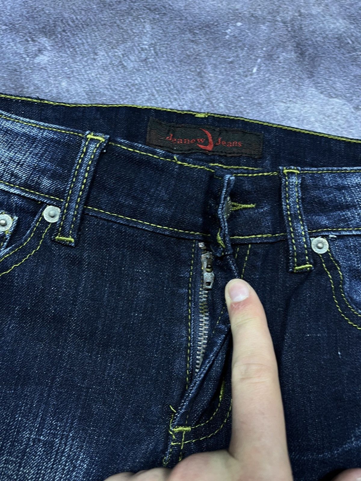 Vintage Vintage Y2K Flared Butterfly Jeans Denim 2000s Streetwear Size 29" - 9 Thumbnail