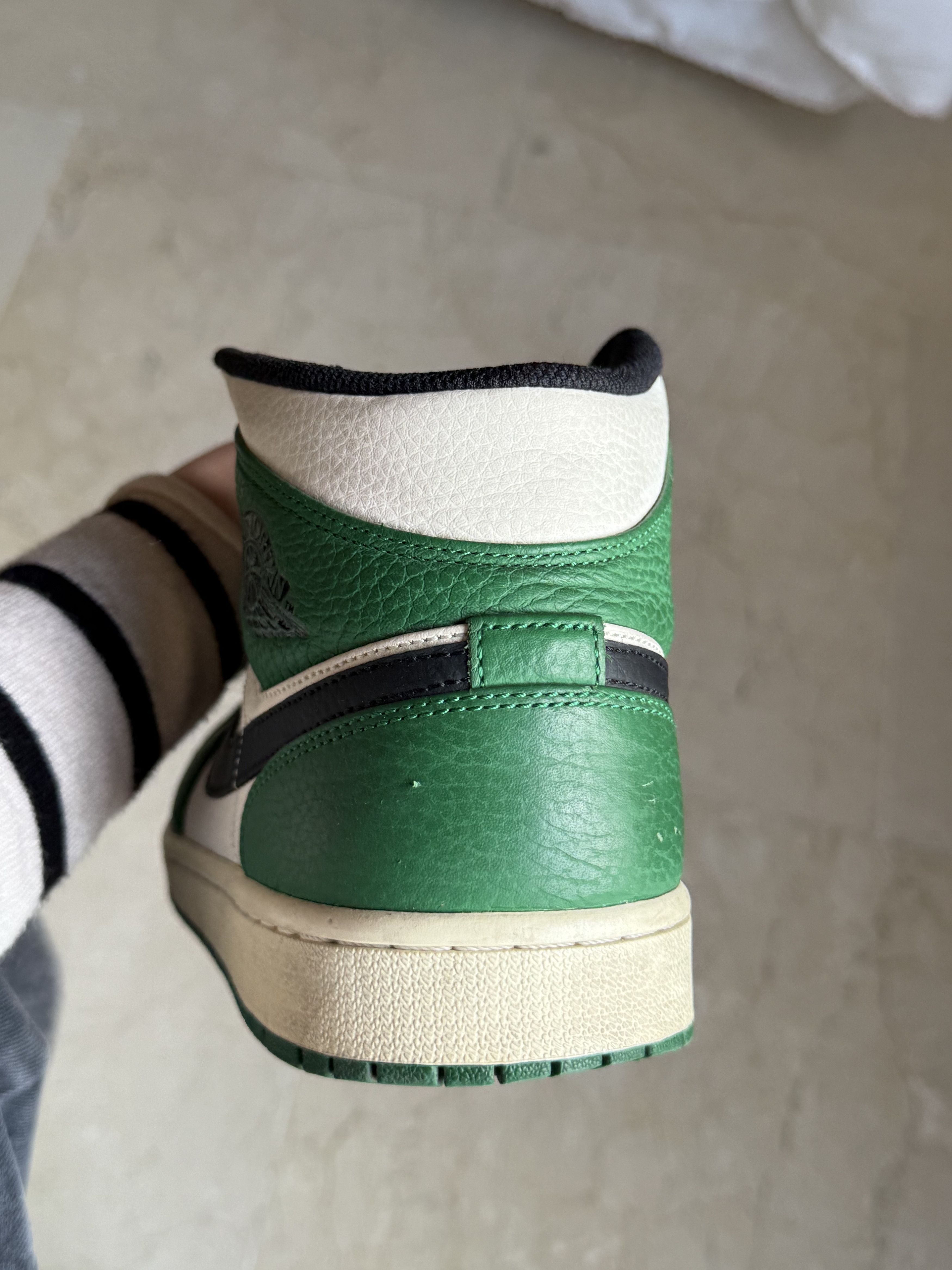 Nike Nike Air Jordan Pine Green Size US 10.5 / EU 43-44 - 5 Thumbnail