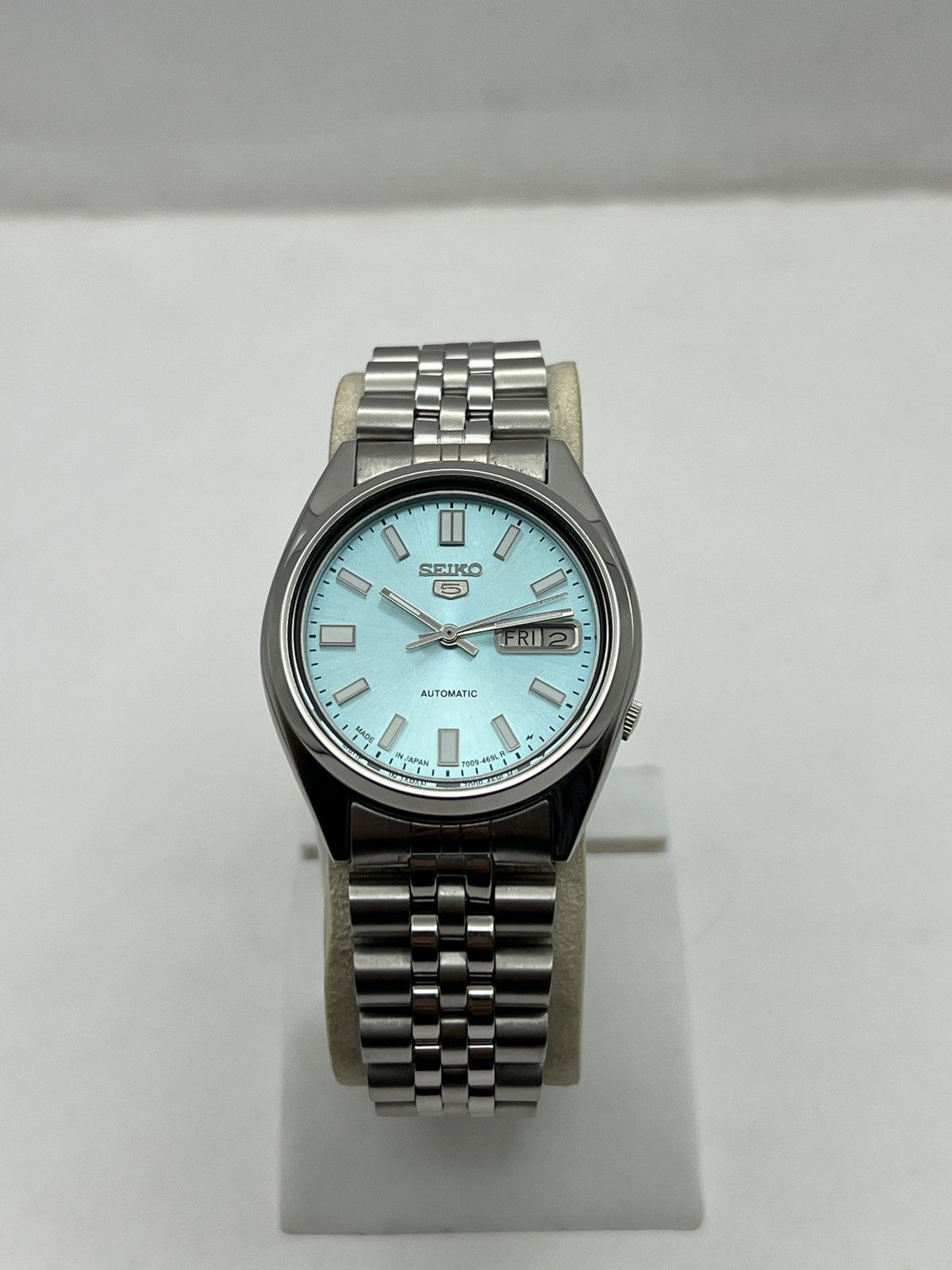 Seiko SEIKO 5 SNX447 ICE-BLUE SUNBRUST DIAL AUTOMATIC 17 JEWELS Size 36 - 8 Thumbnail