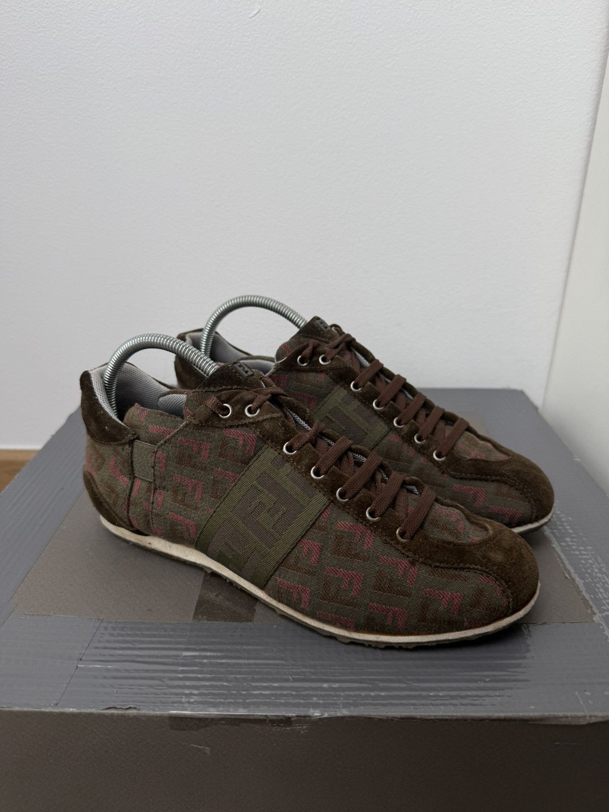 Fendi Fendi sneakers shoes monogram luxury wear vintage old money Size US 6 / IT 36 - 3 Thumbnail