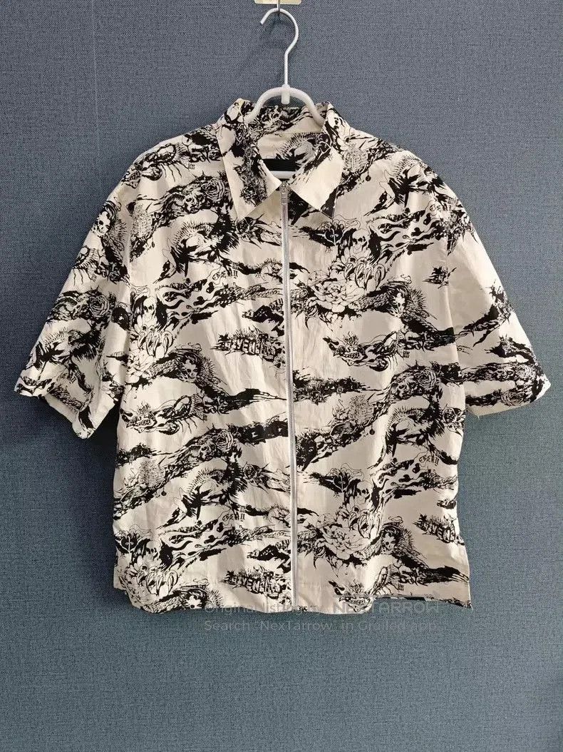 Givenchy Givenchy 21FW Gothic Short Sleeve Shirt . Size US L / EU 52-54 / 3 - 1 Thumbnail