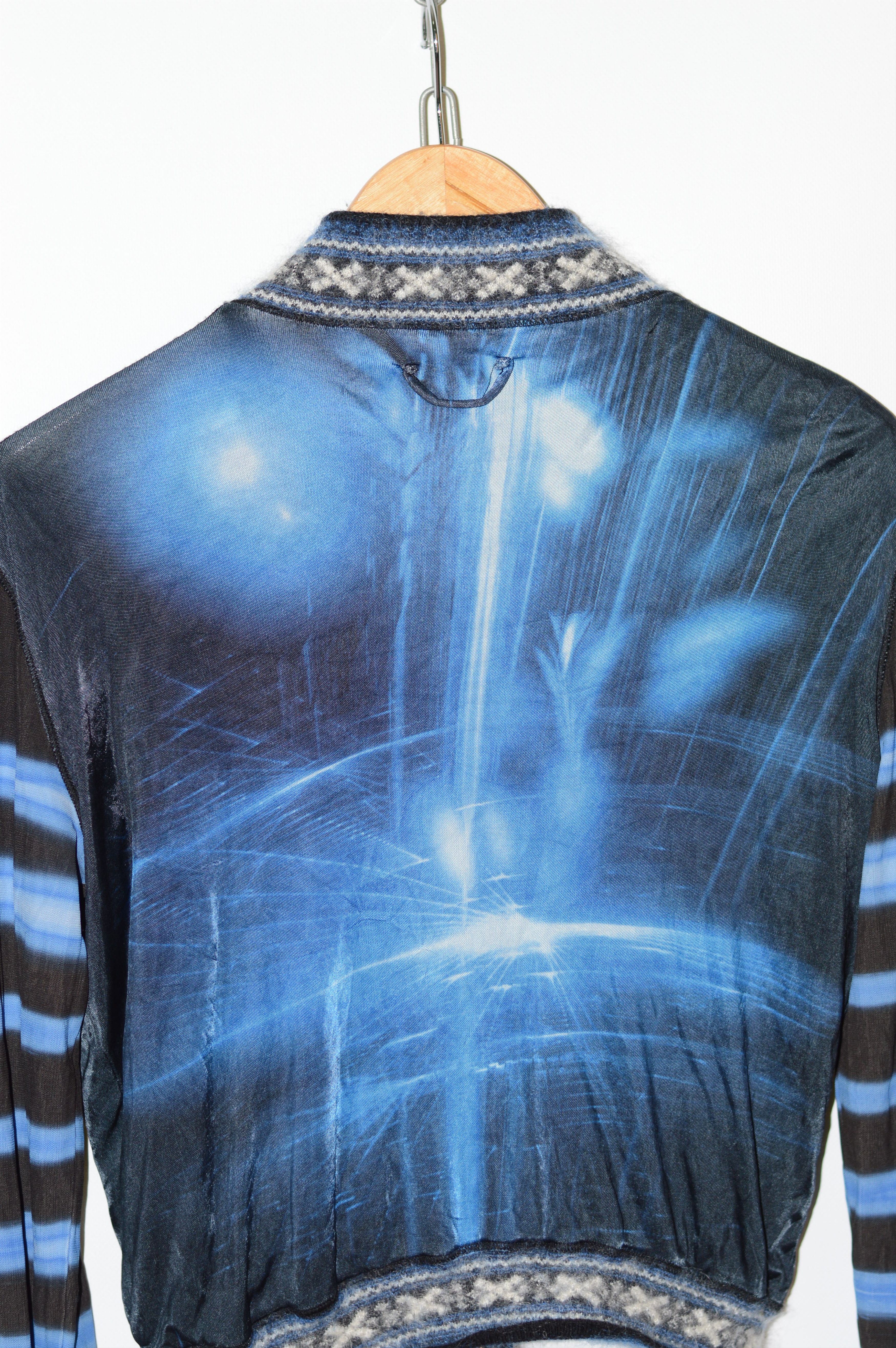 Jean Paul Gaultier Vintage Jean Paul Gaultier Soleil Blue Printed Rayon Top Size M / US 6-8 / IT 42-44 - 4 Thumbnail
