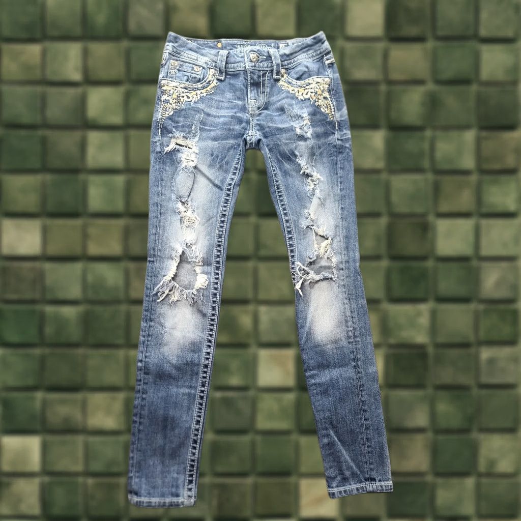 Miss Me VINTAGE Miss Me Jeans Womens 26x30 Skinny Fit Signature Rise Distressed Stretch Thrashed Jeans Blue 5-Pocket Design Women Boys Girls Mens Size 26" / US 2 / IT 38 - 1 Thumbnail