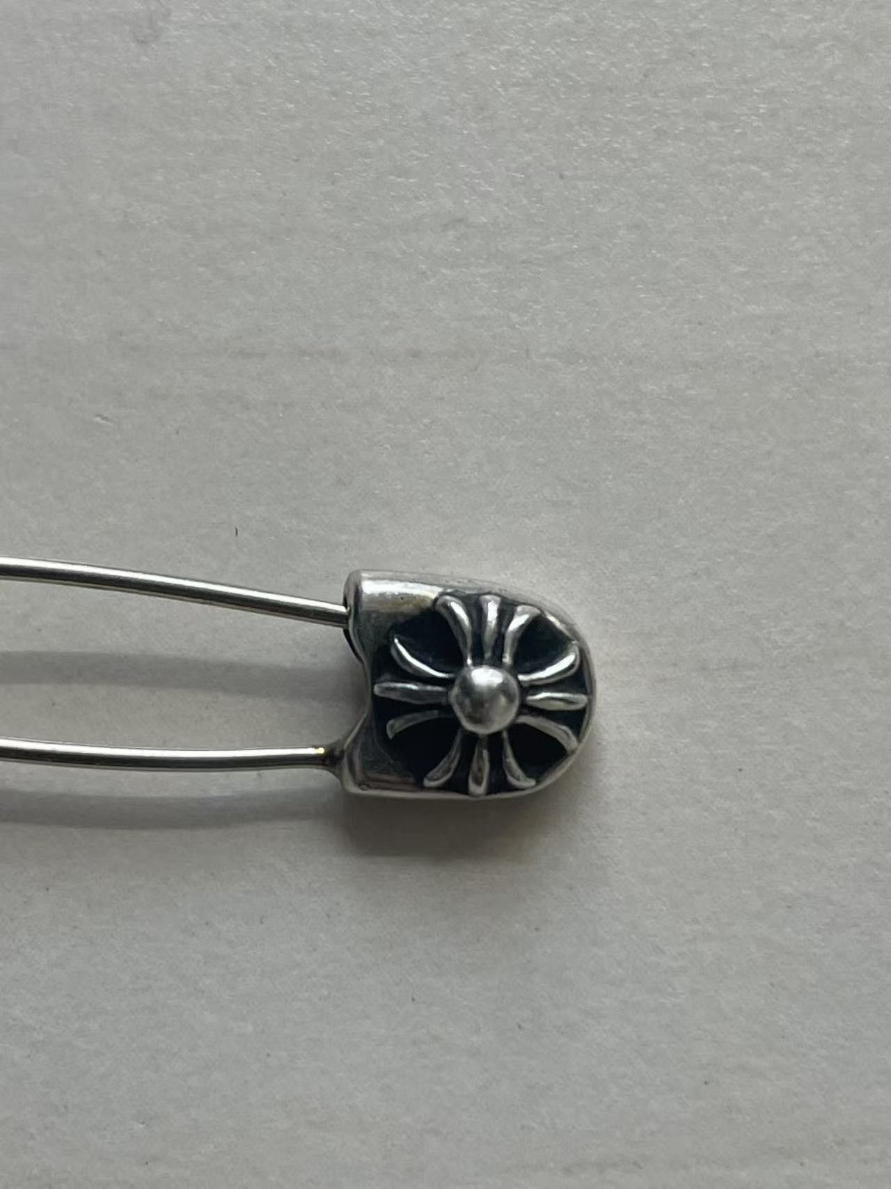 Chrome Hearts Chrome Hearts Silver Cross Safety Pin Size ONE SIZE - 5 Thumbnail