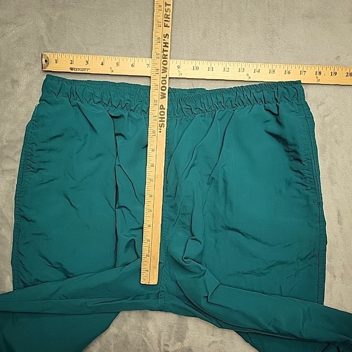 Lands' End VINTAGE Lands' End Track Pants Womens 20 Green Windbreaker Jogger Nylon 100% Elastic Drawstring USA Y2K Mens Womens Girls? Size 42" / US 20 - 7 Thumbnail