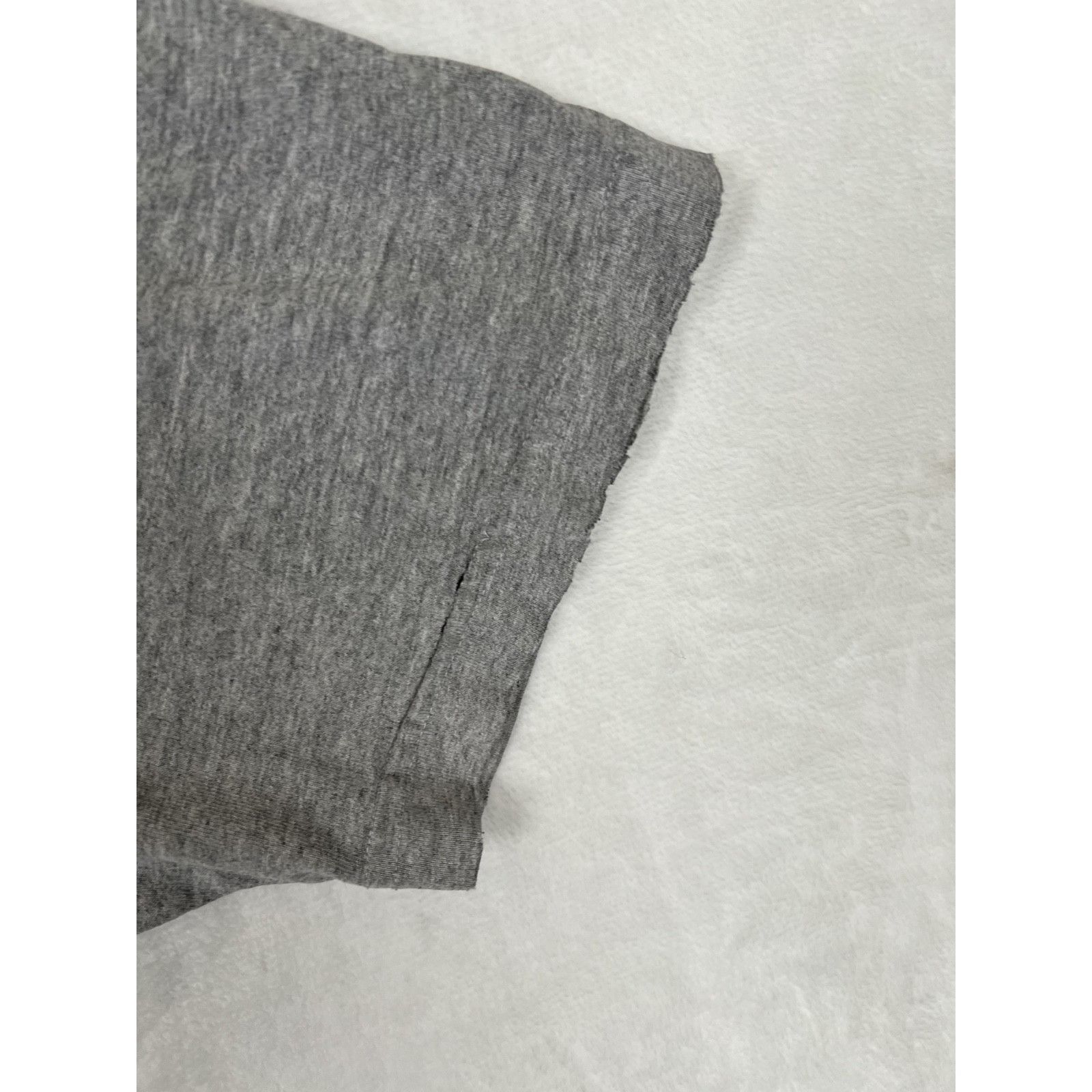 Carhartt Vintage Carhartt Gray Pocket Tee T-Shirt Size XL Distressed Size US XL / EU 56 / 4 - 2 Thumbnail
