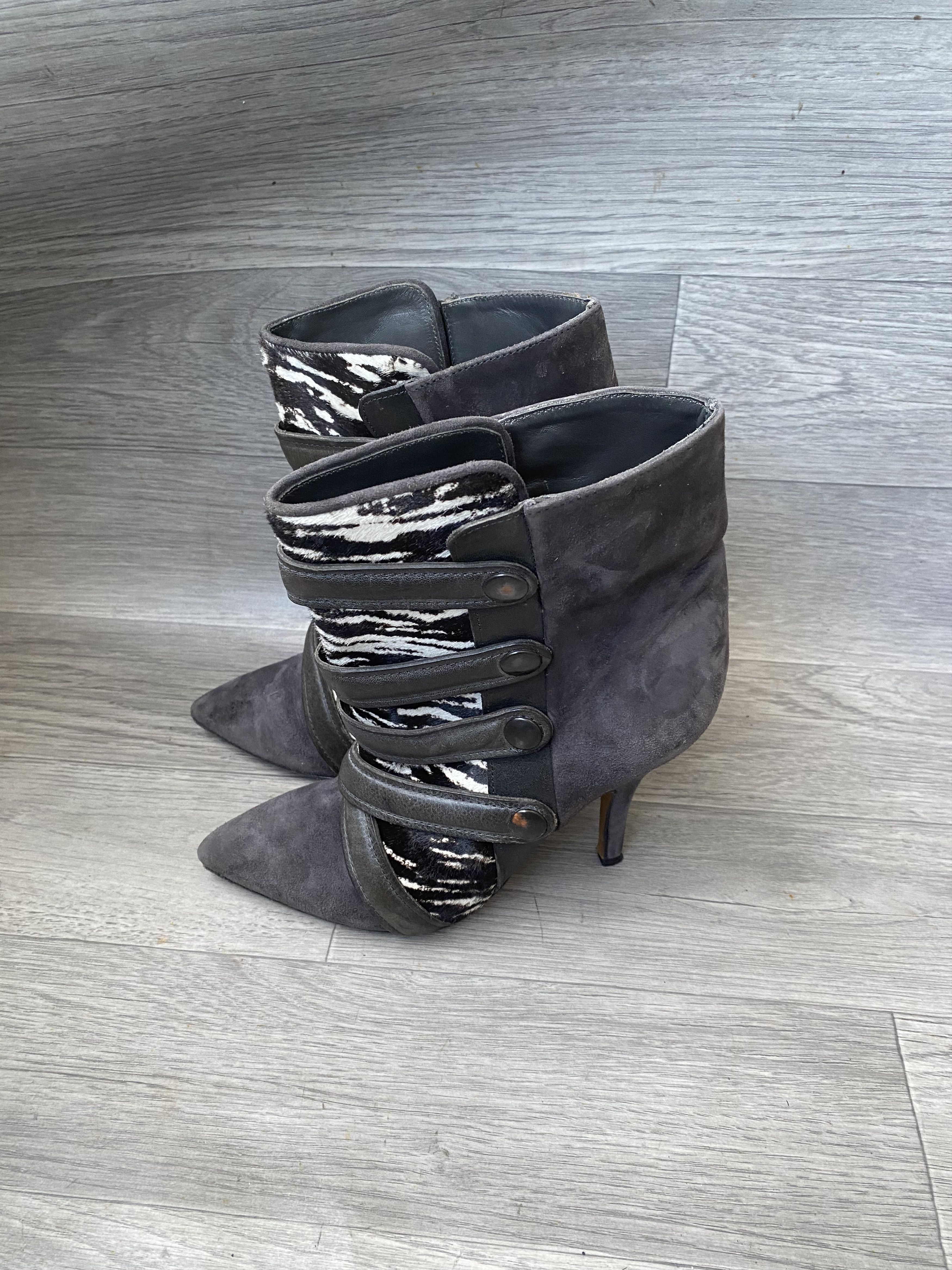 Isabel Marant Isabel marant tacy zebra print heel boots sz 36 Size US 6 / IT 36 - 7 Thumbnail