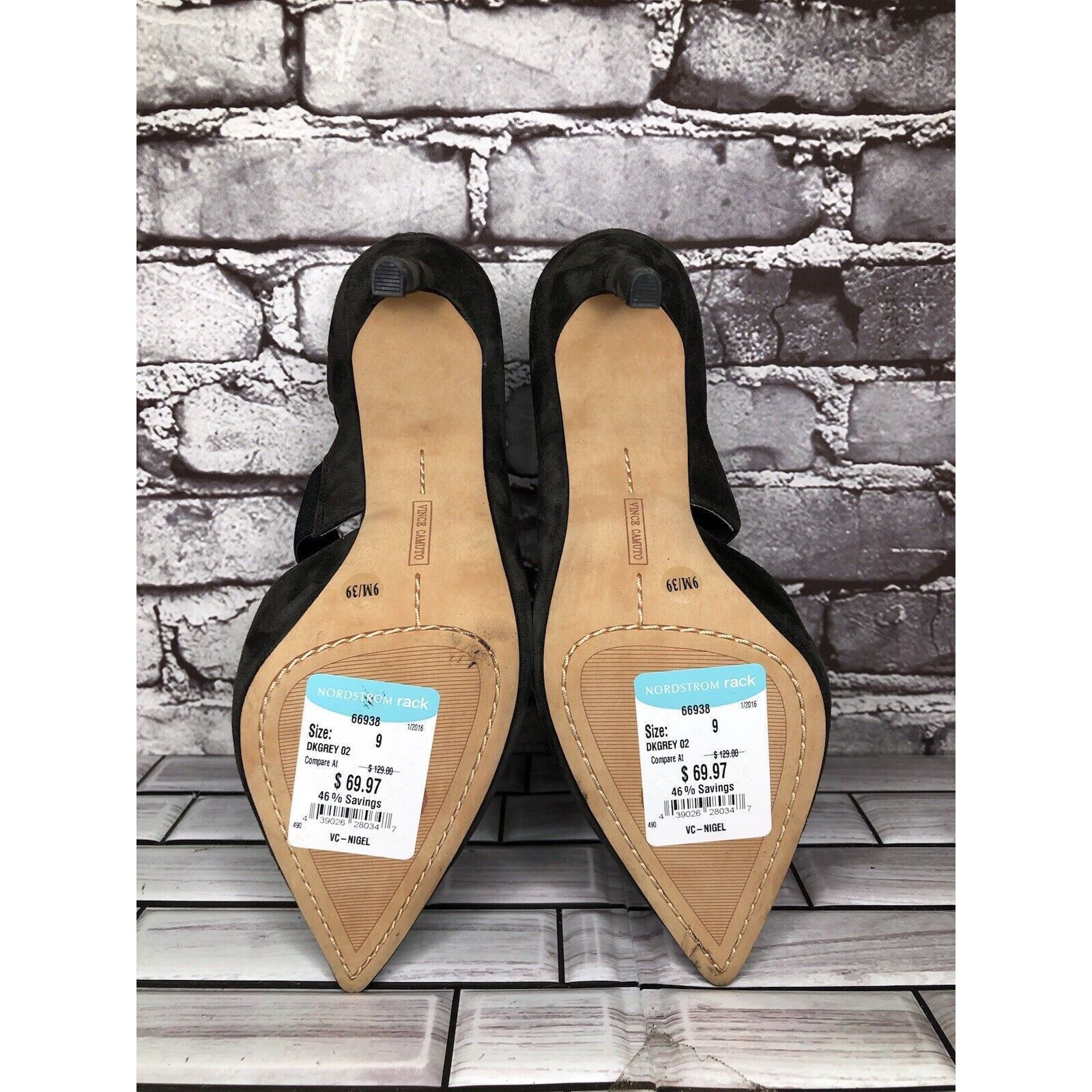 Vince Camuto Vince Camuto Nigel Charcoal Gray Suede Elastic Pointed Toe H Size US 9 / IT 39 - 16 Thumbnail