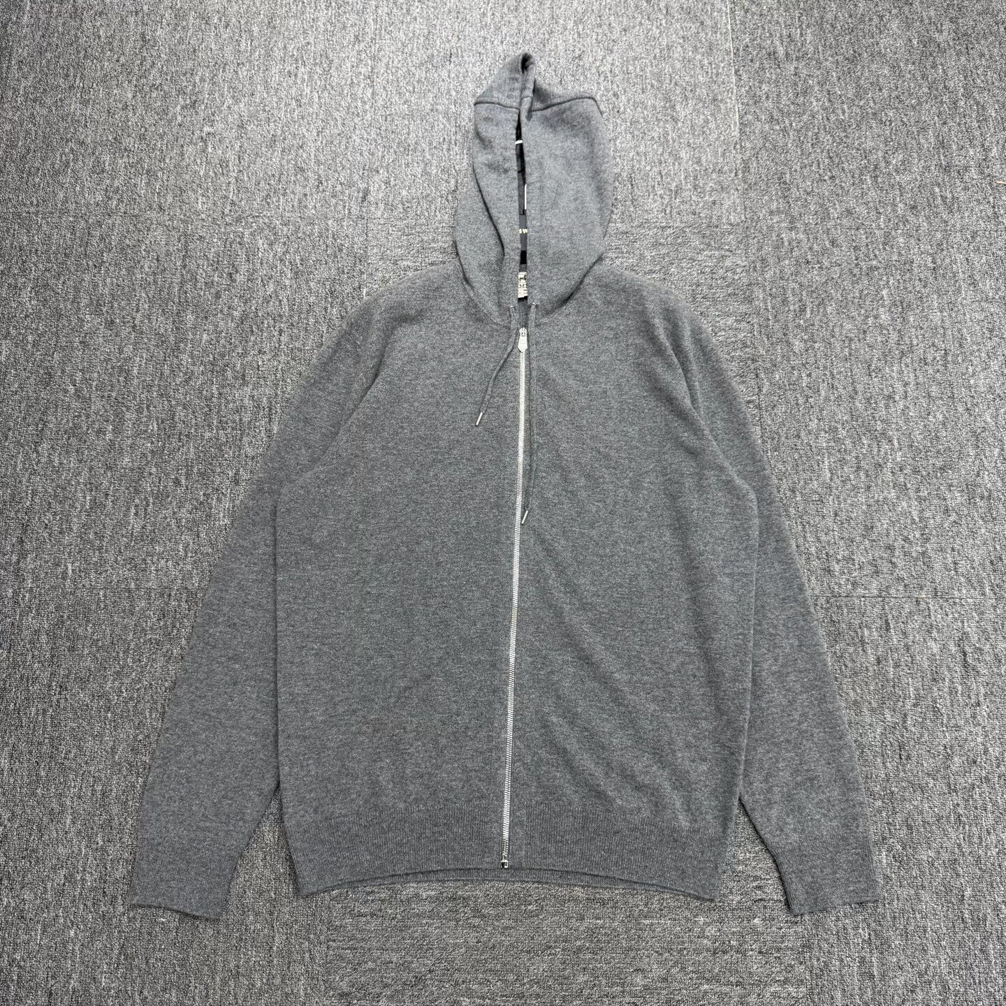 hermes cashmere zip-up jacket in gray.