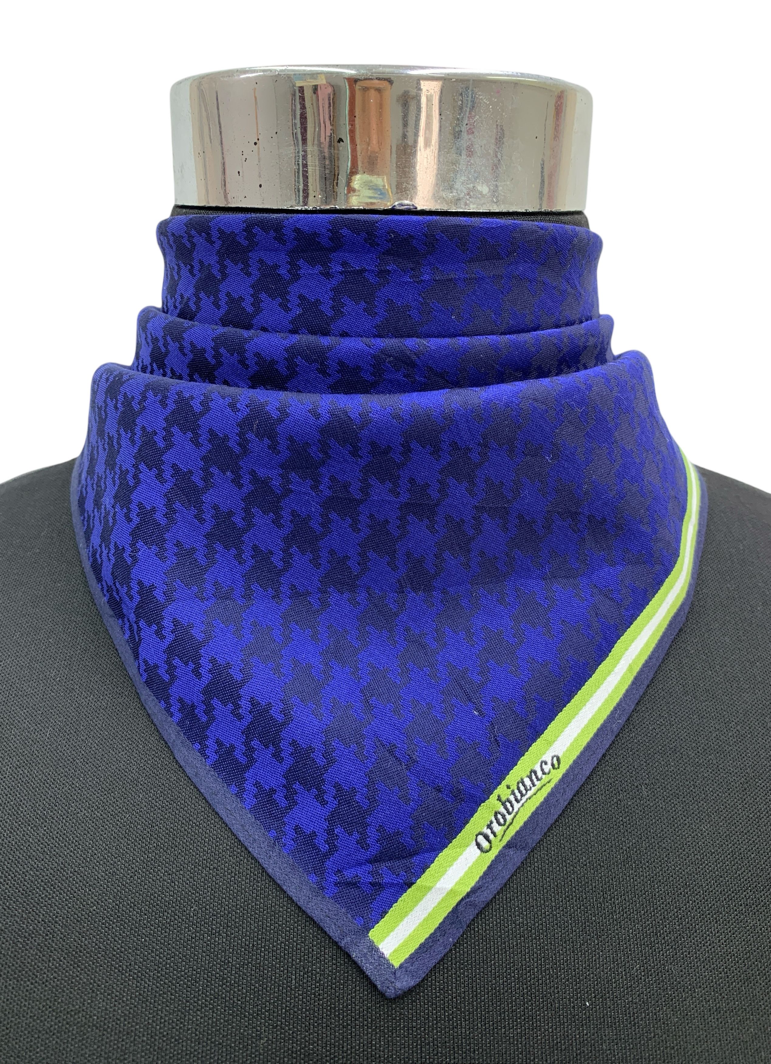 Orobianco × Vintage Vintage Orobianco Handkerchief/Neckerchief - HKA981 Size ONE SIZE - 1 Thumbnail