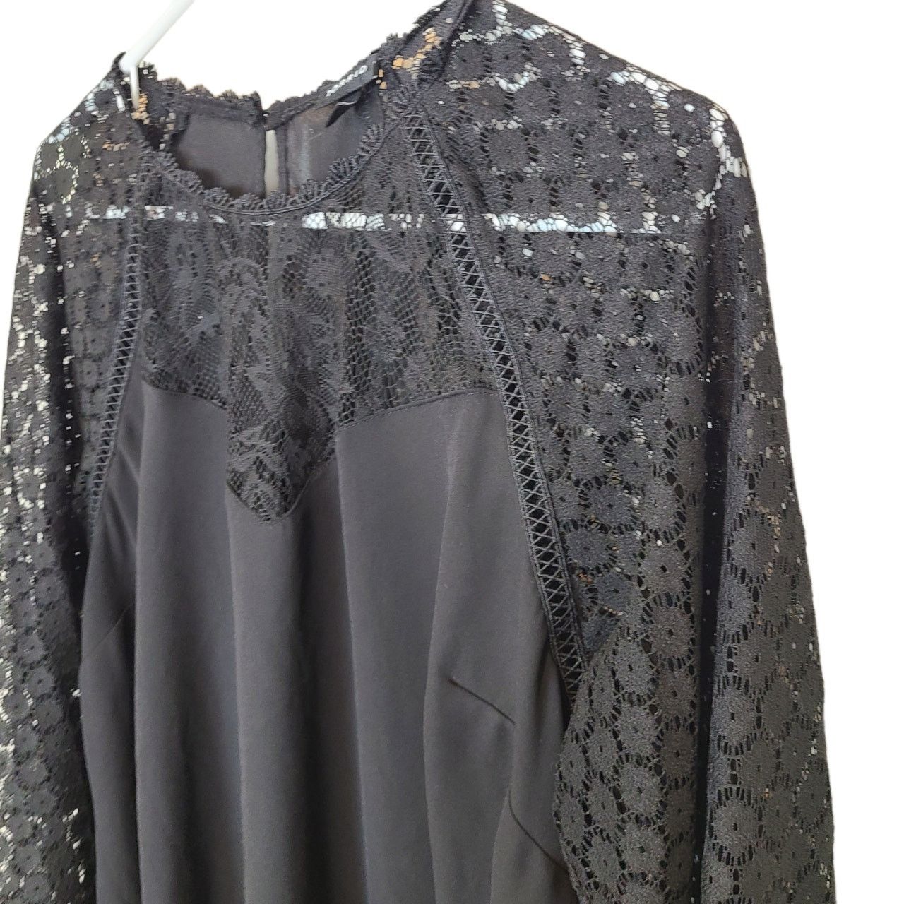 Corridor Torrid Blouse Women 1X Black Lace Floral Witchy Vamp Sheer Size XXL / US 16-18 / IT 52-54 - 8 Thumbnail