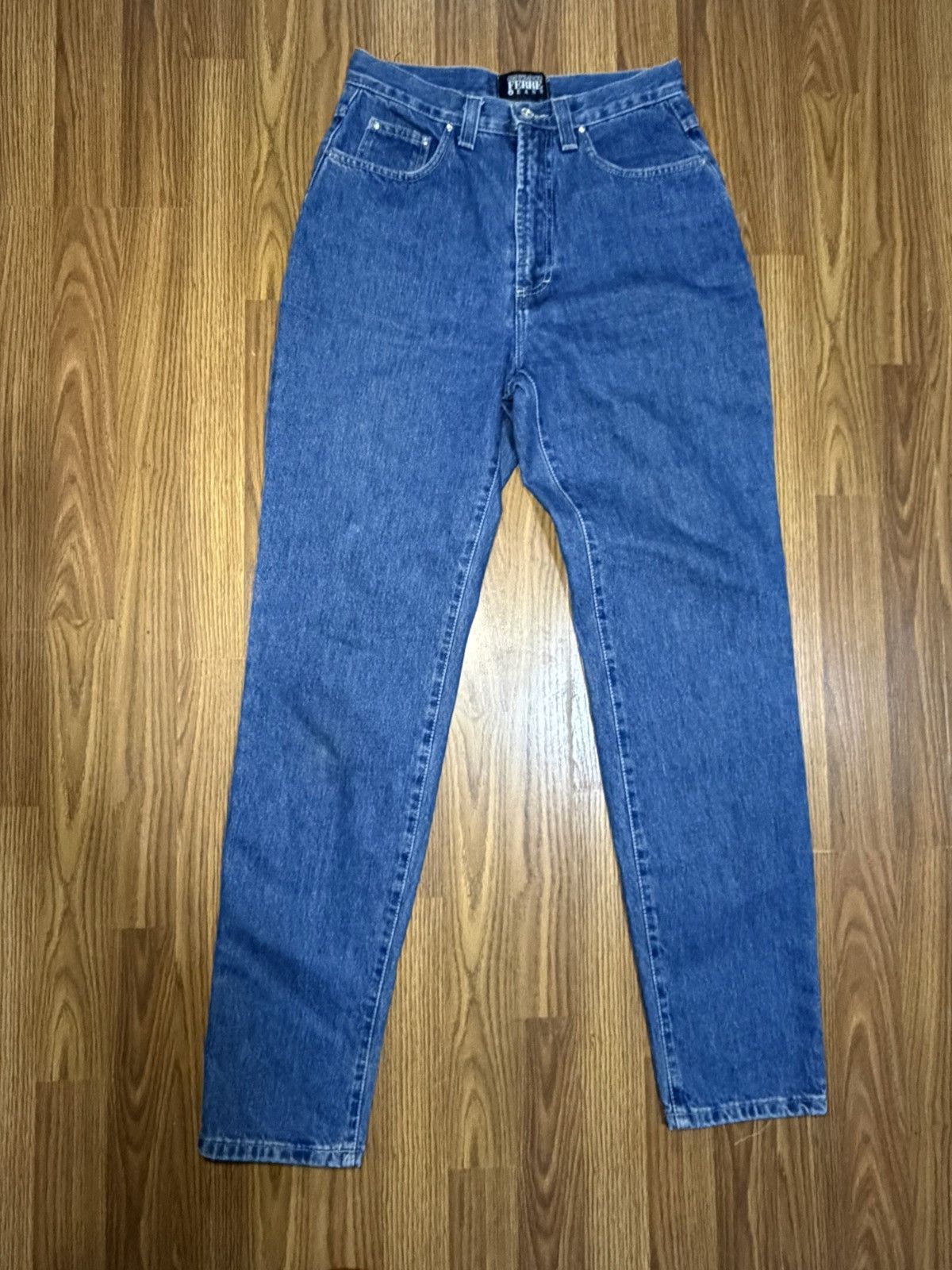 Gianfranco Ferre VTG Gianfranco Ferré Straight Leg Jeans Size 30 Size US 30 / EU 46 - 1 Thumbnail