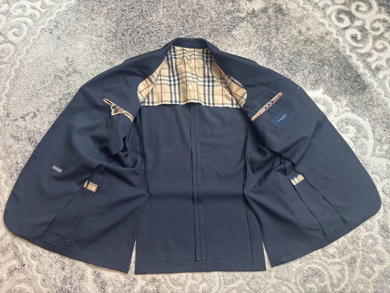 Burberry Burberry London Navy Blazer Super 100’s Wool Size 50 Size 40R - 8 Thumbnail
