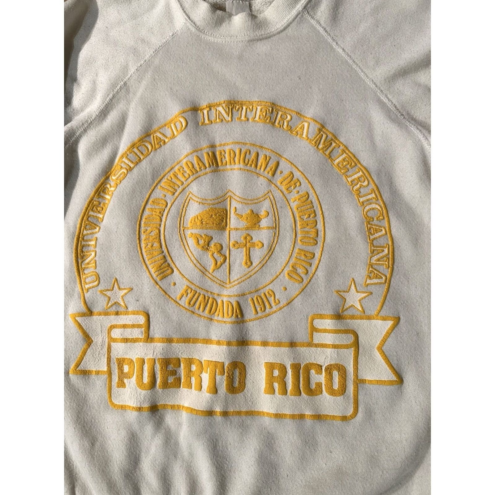 Vintage VINTAGE University Of Puerto Rico Solid Crew Neck Sweater Sz Medium Men Crew Neck Size M White 80s 70s Gym & Training Sweater Size US M / EU 48-50 / 2 - 2 Thumbnail