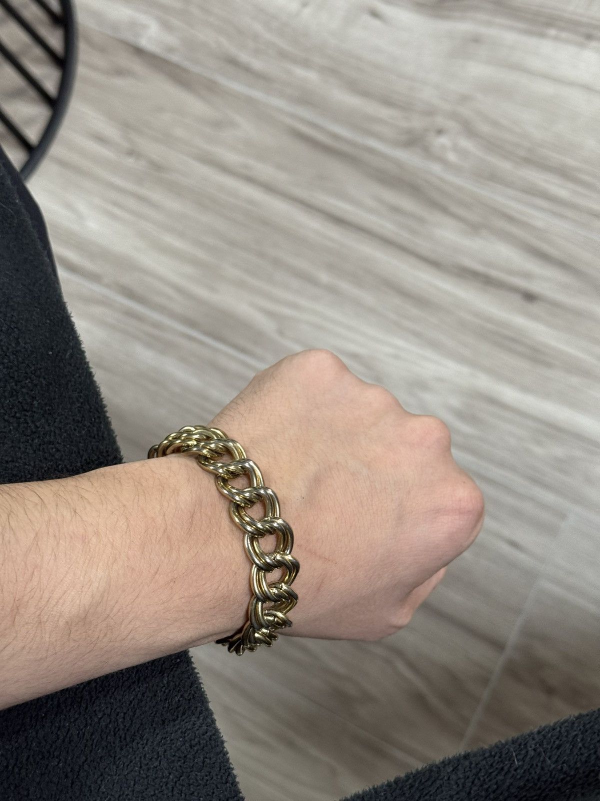 Givenchy Givenchy Interlocking Gold Bracelet Vtg Chain Preowned Size ONE SIZE - 4 Thumbnail