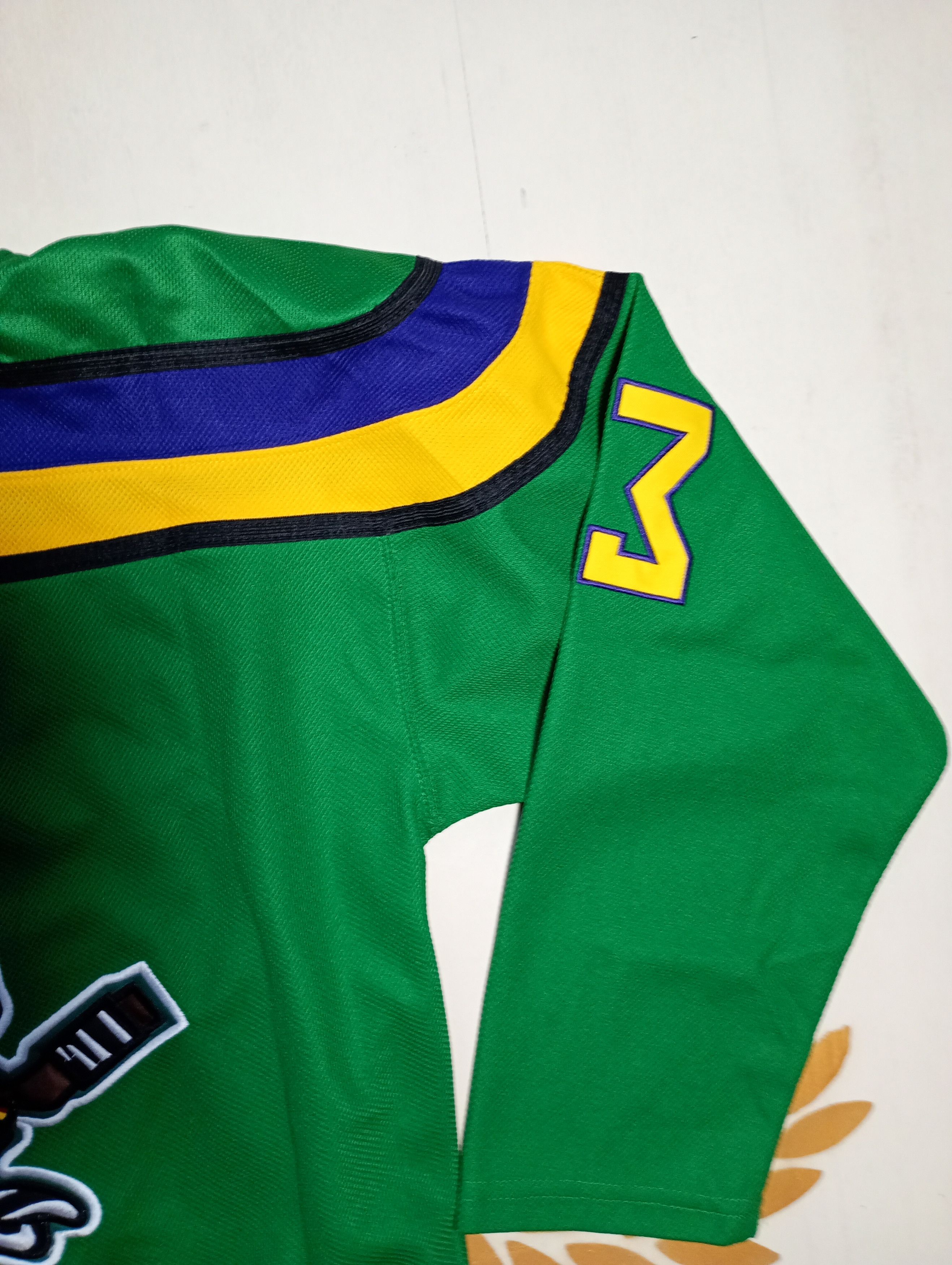 Vintage Ducks Hockey Jersey #33 Goldberg Vintage 90's Size US L / EU 52-54 / 3 - 9 Thumbnail