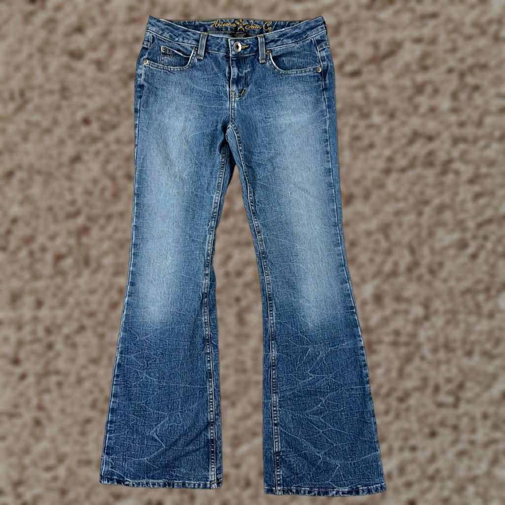 Lee Lee Jeans Bootcut Womens 12 Blue Denim Embroidered Cotton Blend Regular Inseam 29" 5-Pocket Designer Cowboy Southwestern American Small details Size 34" / US 12 / IT 48 - 1 Thumbnail