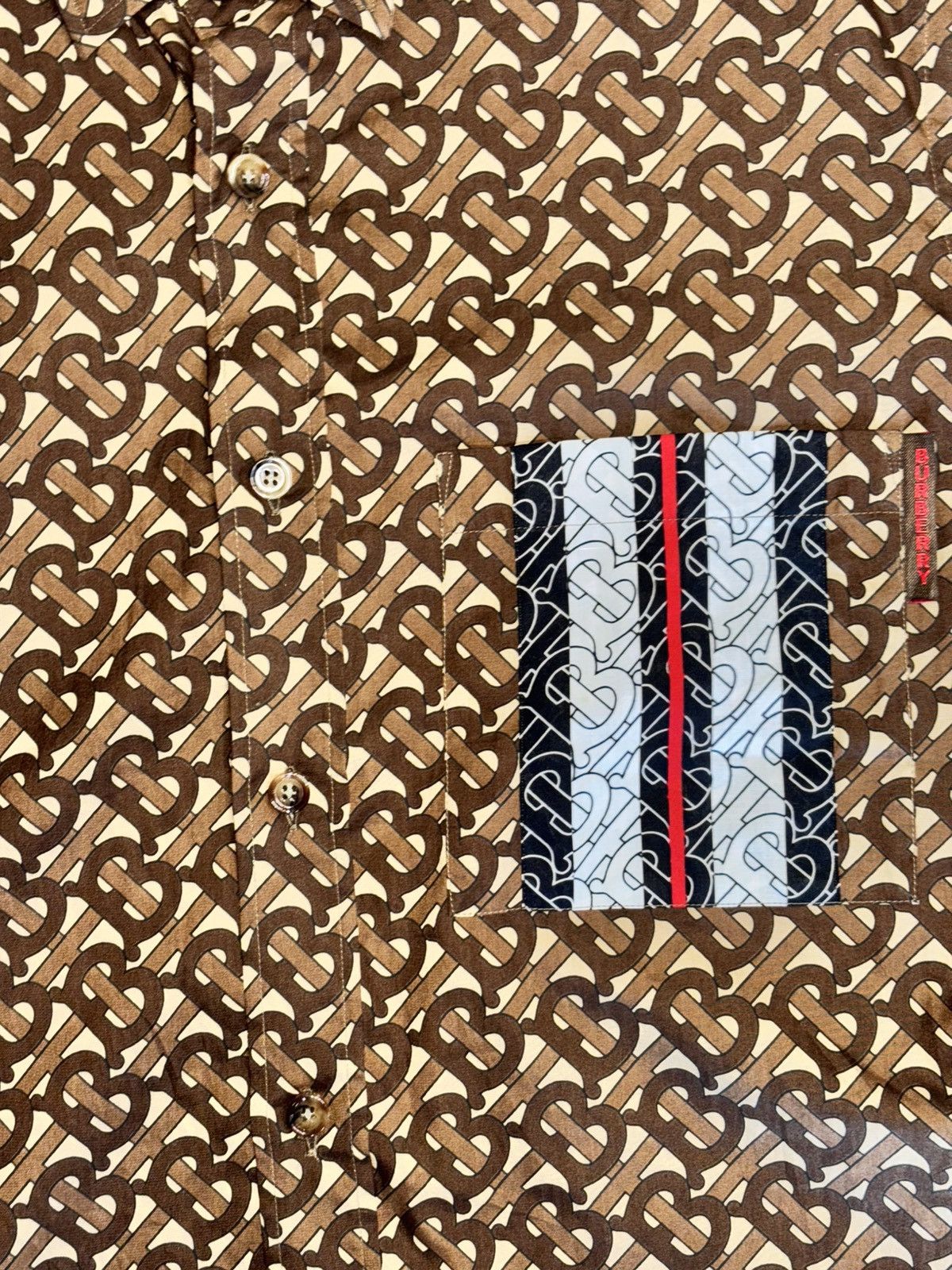 Burberry BURBERRY BUTTONS UP SIZE M Size US M / EU 48-50 / 2 - 2 Thumbnail