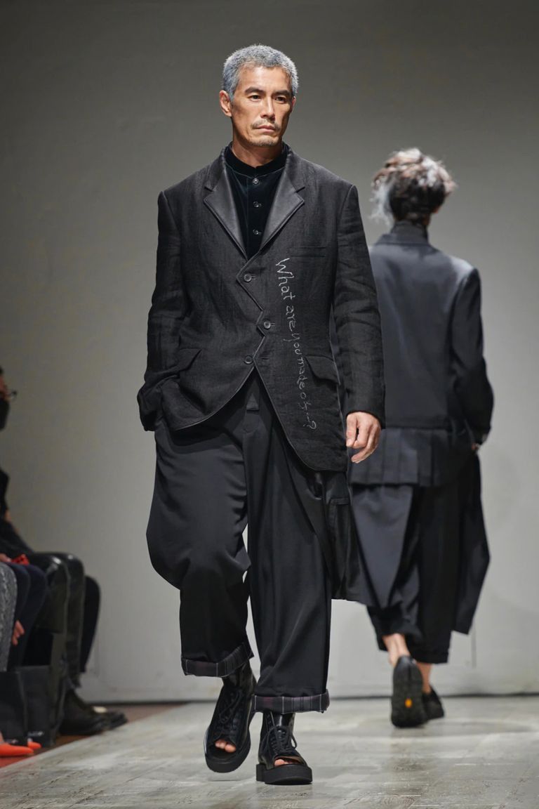 Yohji Yamamoto Yohji Yamamoto Pour Homme - Front Corner Leather Pleats JKT Size US M / EU 48-50 / 2 - 3 Thumbnail