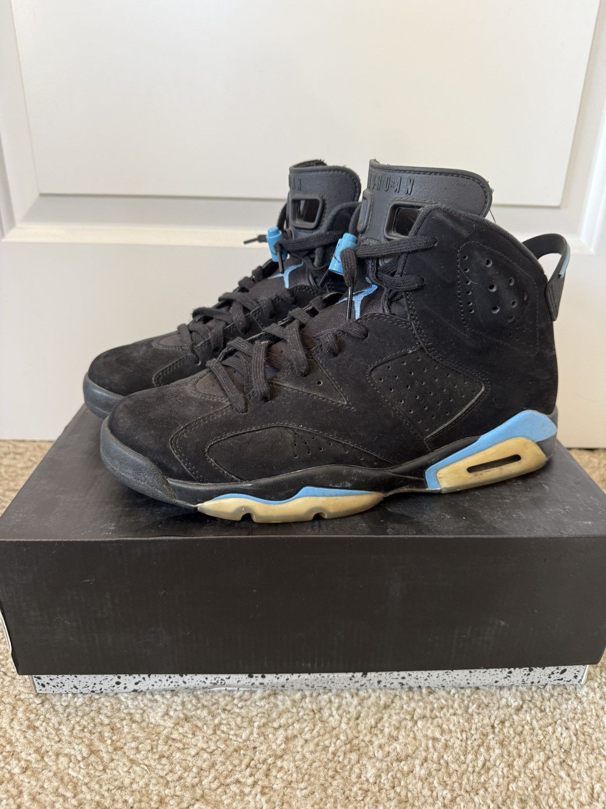 Jordan Brand Jordan 6 “UNC” Size US 11 / EU 44 - 1 Thumbnail
