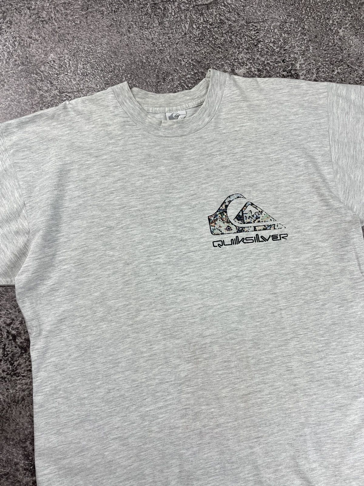 Quiksilver × Vintage Vintage Quiksilver Big Logo Tee T shirt Size US XL / EU 56 / 4 - 3 Thumbnail