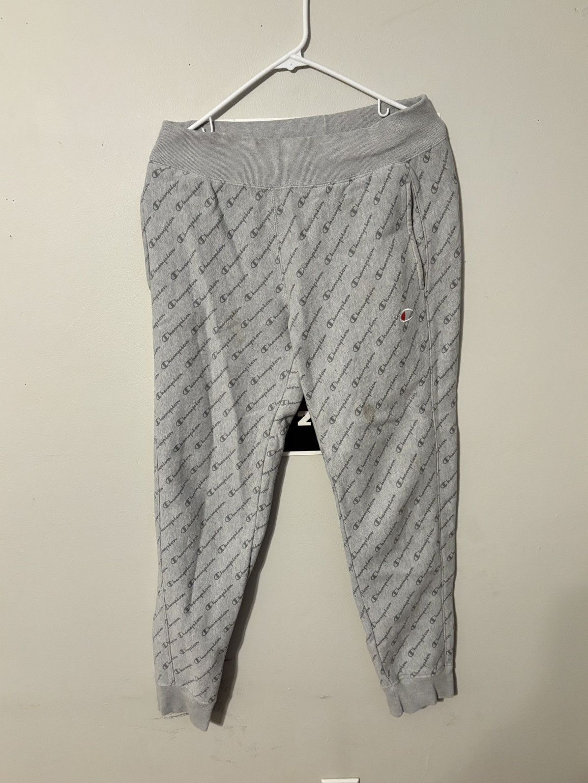 Champion Vintage Name Print Champion Jogger Sweatpants Size US 30 / EU 46 - 1 Thumbnail