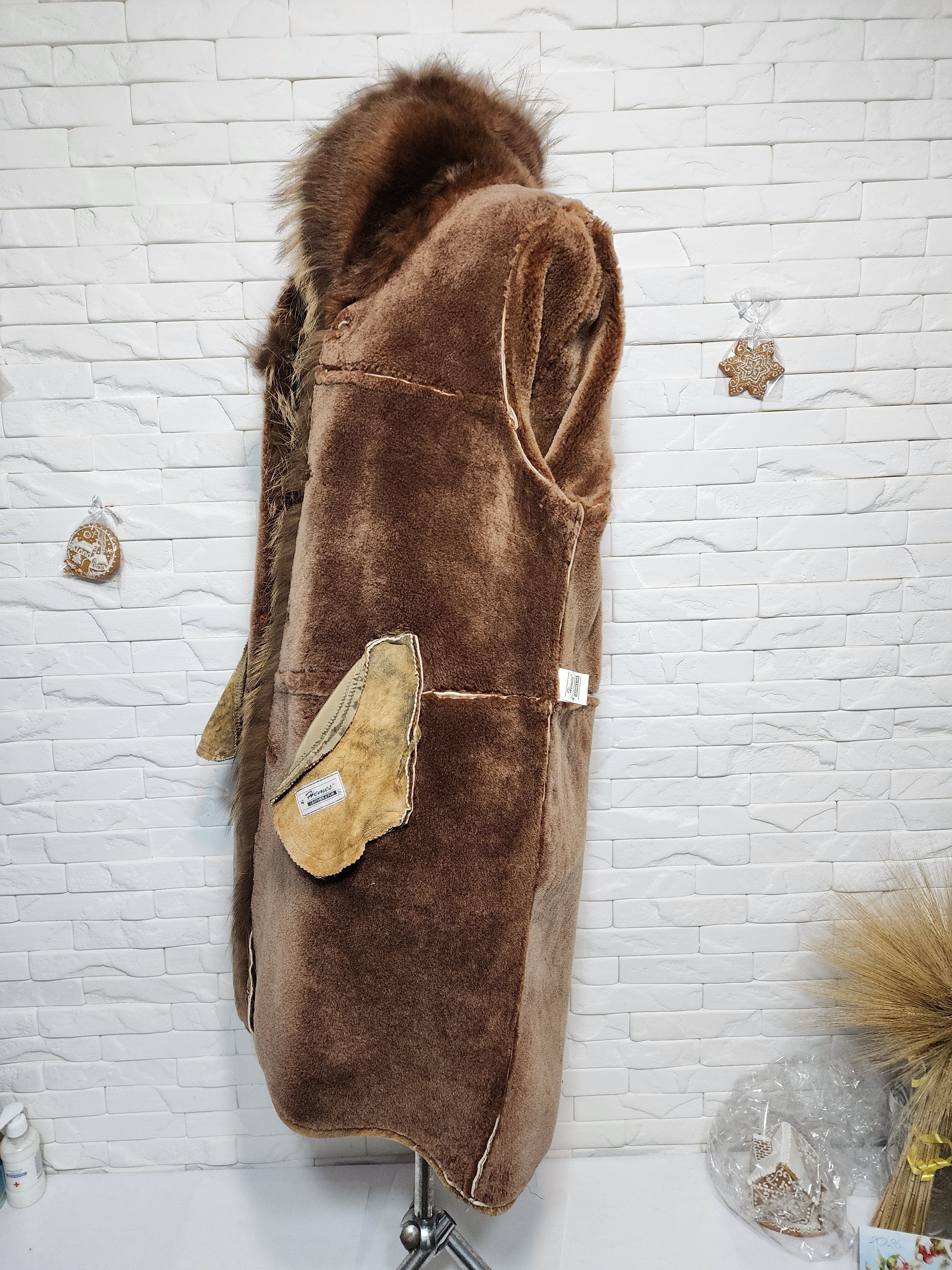 Furla Brown Sheepskin Coat: Women's Genuine Fur Winter Coat Size XXL / US 16-18 / IT 52-54 - 10 Thumbnail