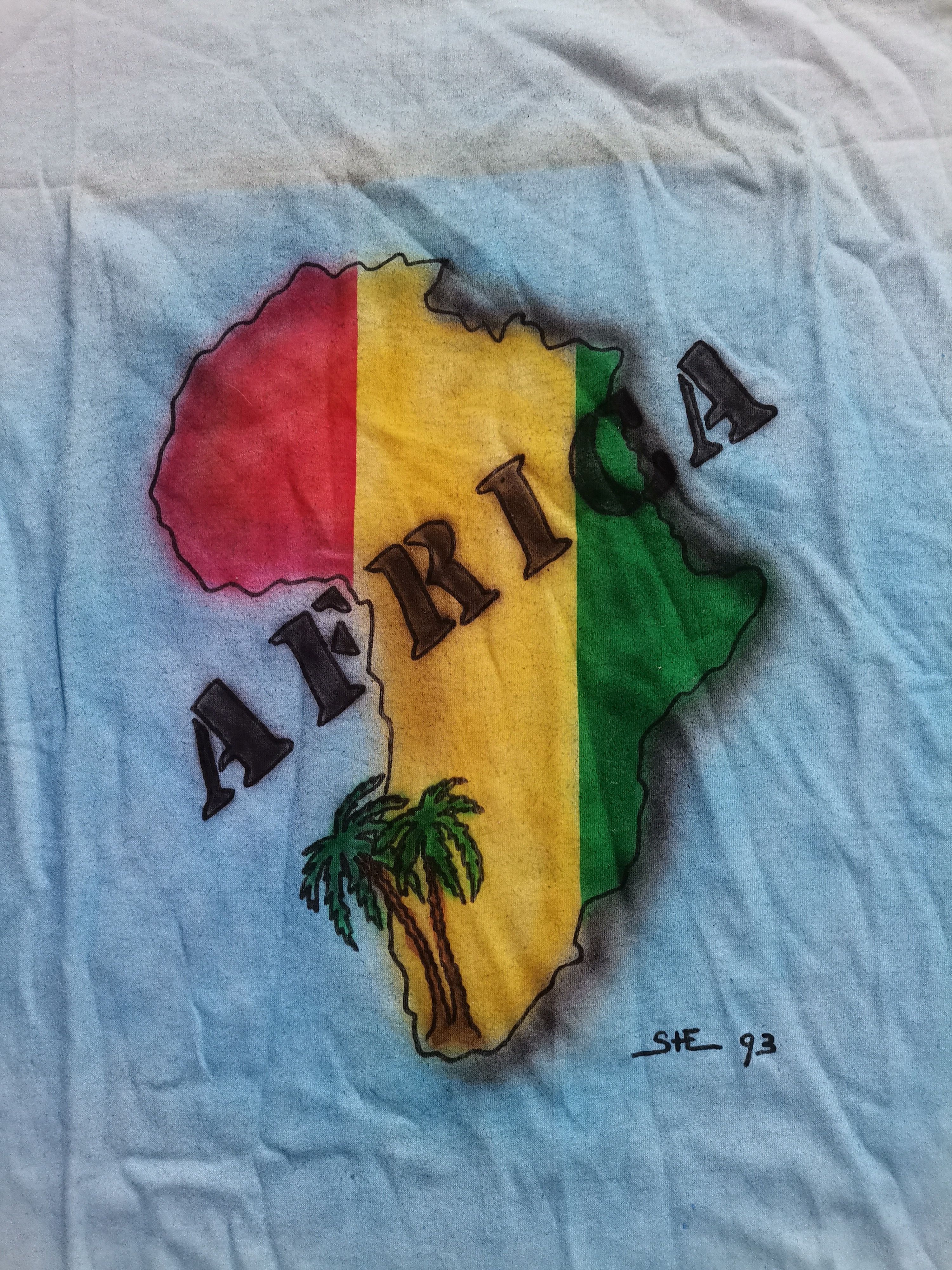 Vintage Vintage Africa She '93 Tee Size US L / EU 52-54 / 3 - 2 Thumbnail