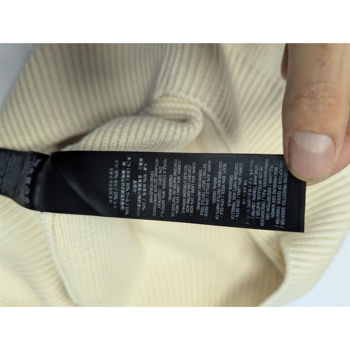 Tom Ford o1rshd1 Knitwear Button Sweater in Ivory Size US XL / EU 56 / 4 - 19 Thumbnail