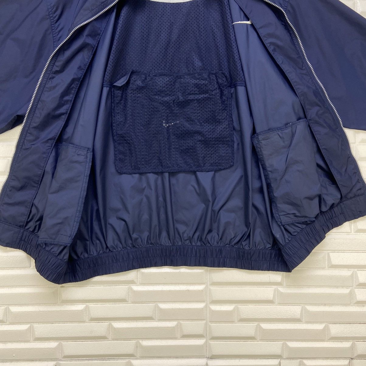 Nike Vintage Nike Swoosh Zipper Light Jacket Size US XXL / EU 58 / 5 - 15 Thumbnail