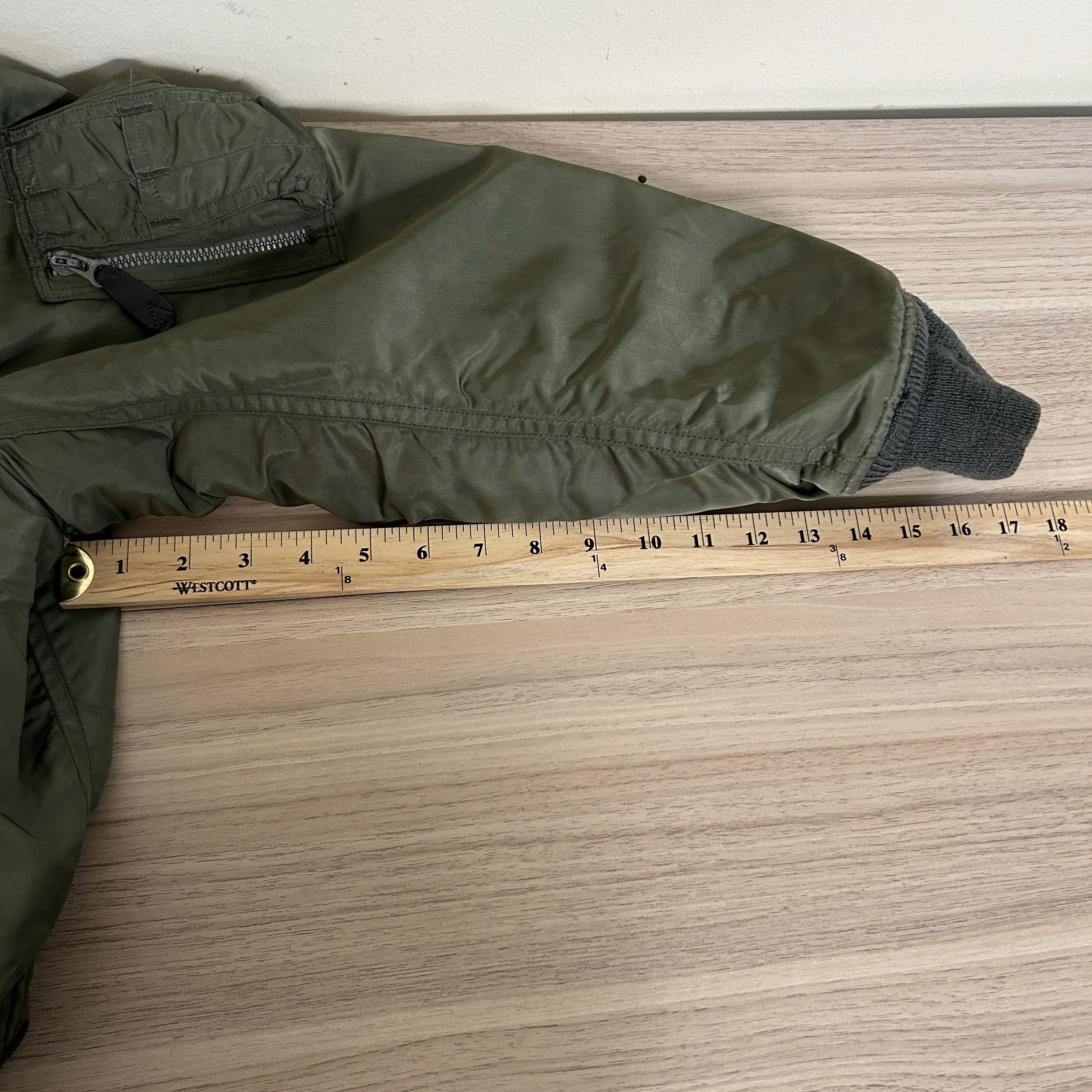 Alpha Industries 1964 Alpha L-2B USAF Flight Jacket Crown Zip L Size US M / EU 48-50 / 2 - 10 Thumbnail