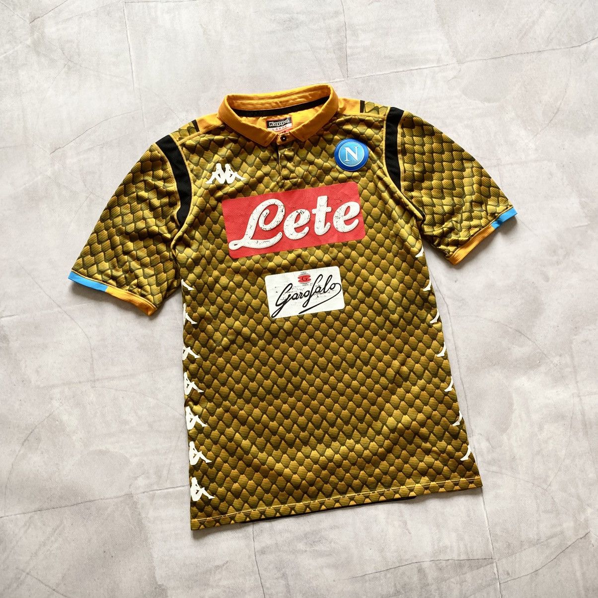 Vintage Kappa Napoli 2018-2019 Kombat Gara Goalkeeper T-shirt Jersey Size US L / EU 52-54 / 3 - 1 Thumbnail
