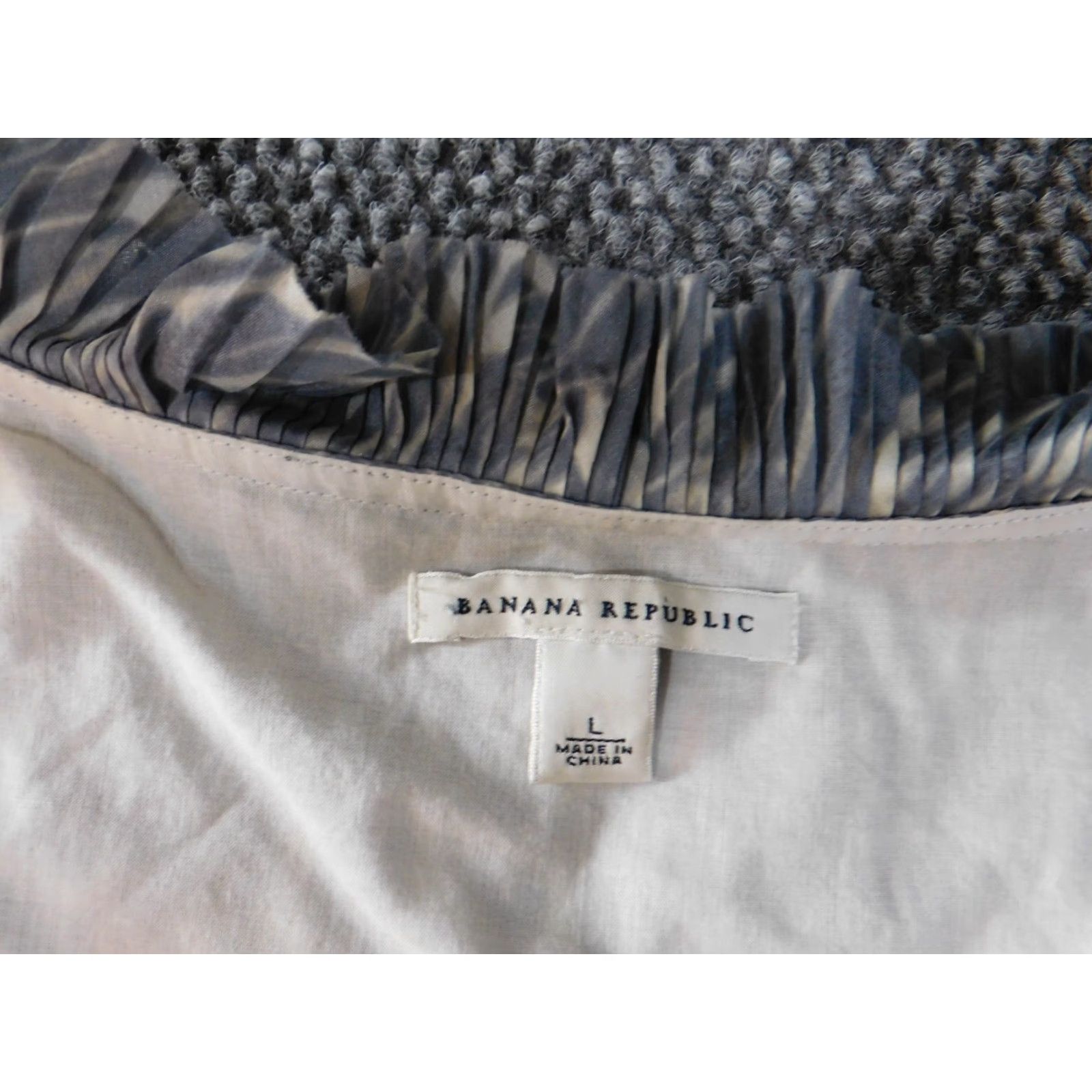 Banana Republic Banana Republic Blouse Womens L Blue Geometric Lined Pullover Sleeveless Cap Neck Round Neck Rayon Cotton Silk Ruffle Casual Basic Classic Size L / US 10 / IT 46 - 3 Thumbnail