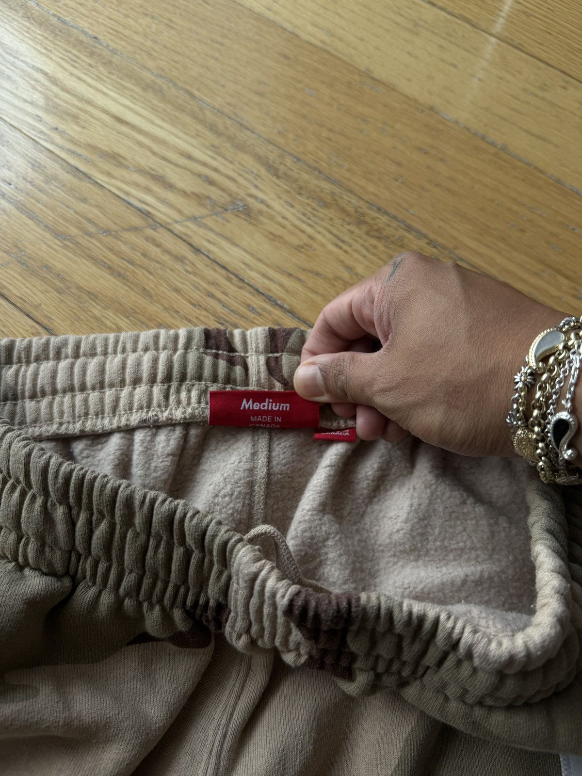 Supreme Supreme $ Desert camo sweatpants Size US 32 / EU 48 - 4 Thumbnail