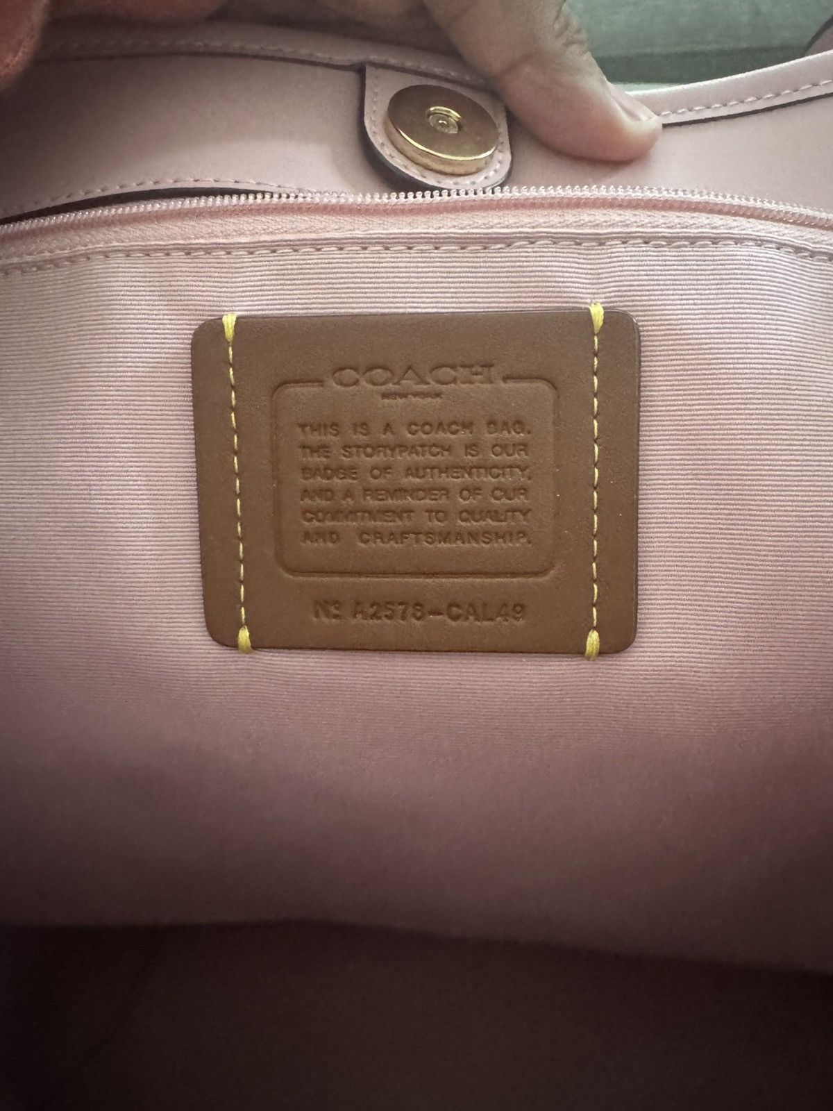 Coach Pink luxuary handle coach bag Size ONE SIZE - 3 Thumbnail