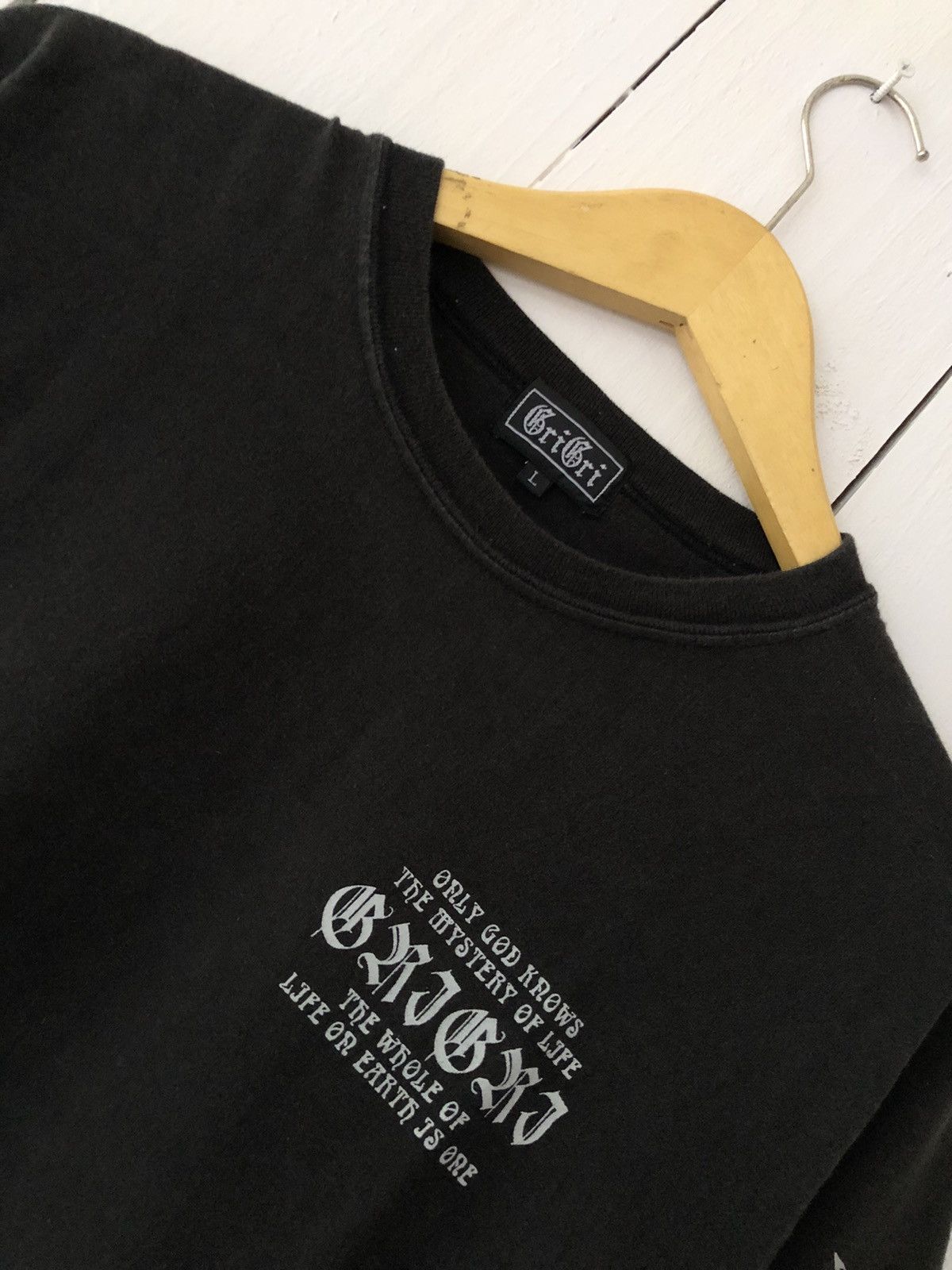 If Six Was Nine × Japanese Brand × Le Grande Bleu (L.G.B.) JAPANESE GRIGRI THE ONLY GOD KNOWS POEM SHIRT Size US L / EU 52-54 / 3 - 5 Thumbnail