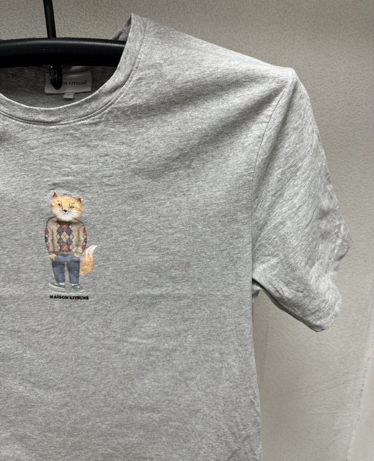 Maison Kitsune Maison Kitsune M big logo grey t-shirt fox M sz Size US M / EU 48-50 / 2 - 3 Thumbnail