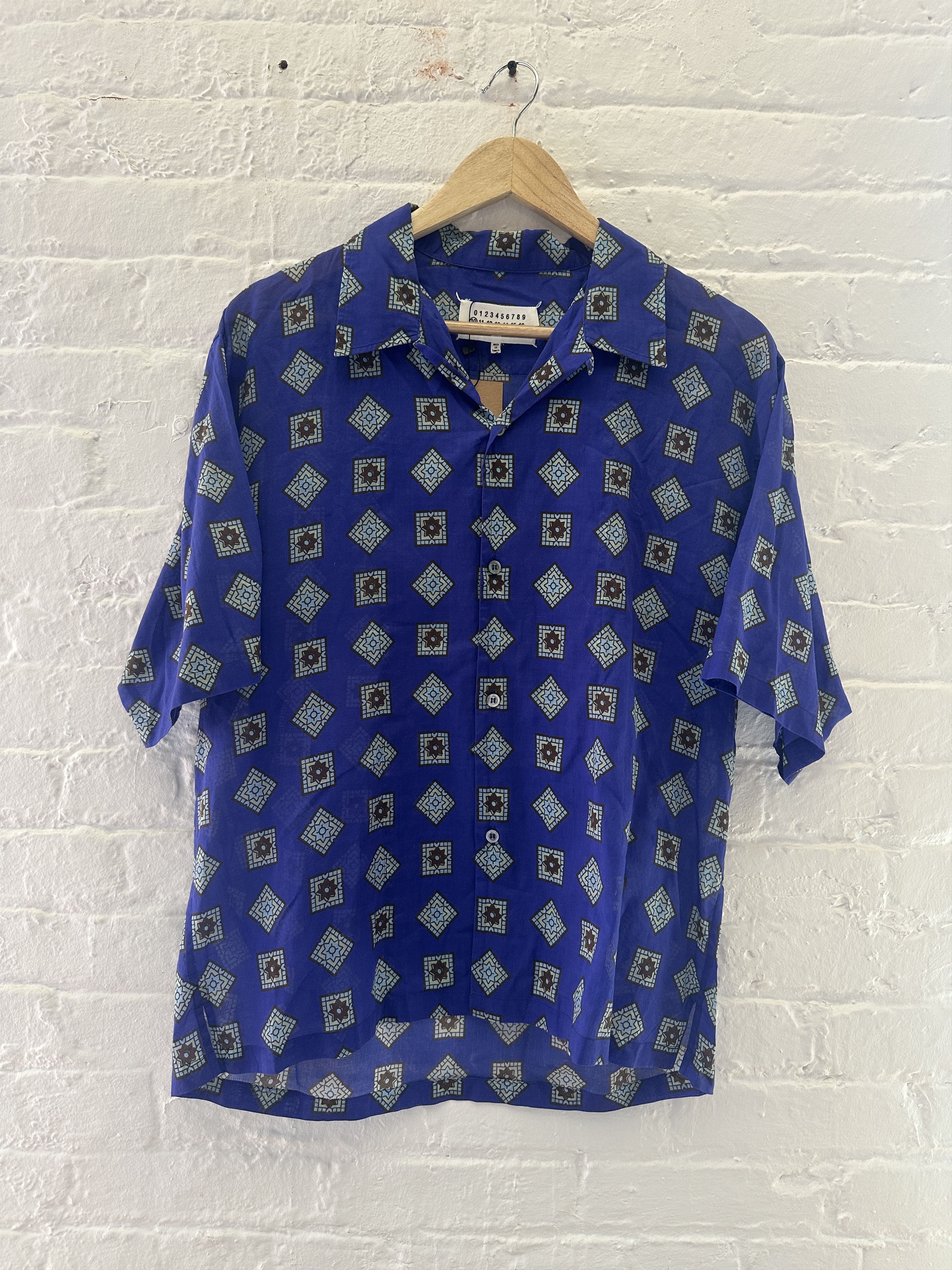 Maison Margiela Maison Margiela Camp Collar Button Up Shirt Size US S / EU 44-46 / 1 - 1 Thumbnail