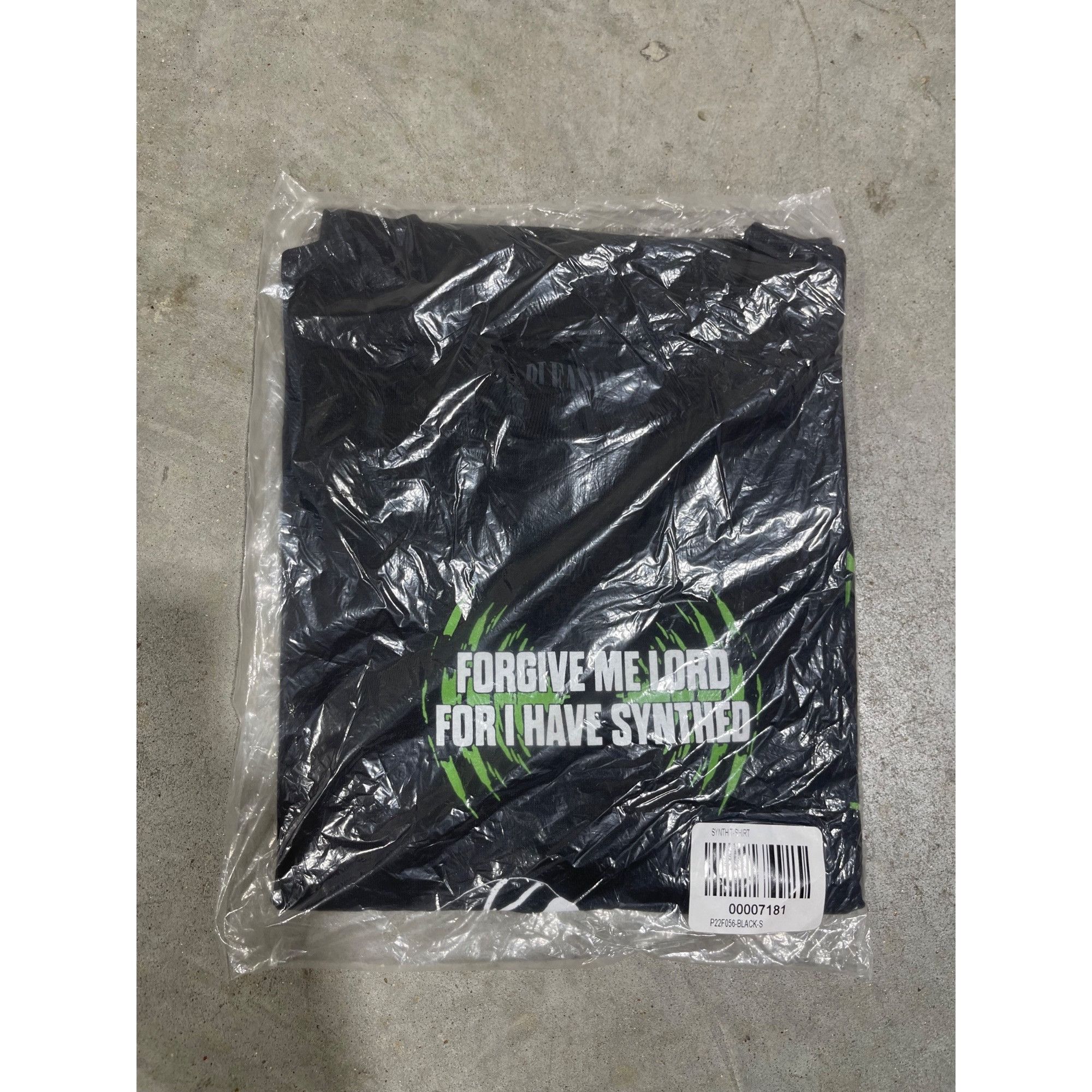 Pleasures NEW PLEASURES SYNTH BLACK TEE SZ SMALL Size US S / EU 44-46 / 1 - 2 Thumbnail