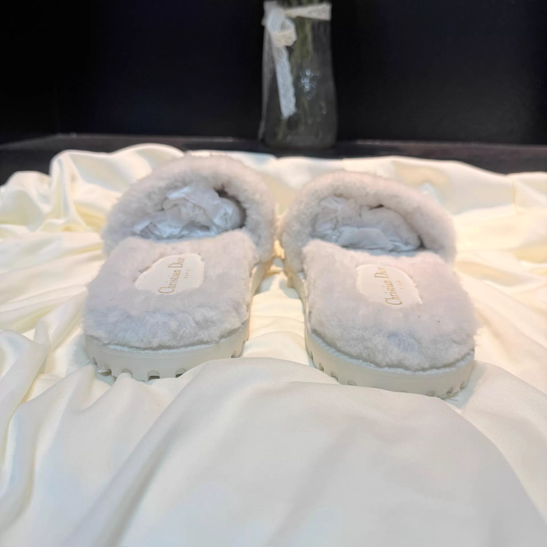 Dior Dior Black White Logo Embroidered Plush Slippers Size 37 Size US 6.5 / IT 36.5 - 3 Thumbnail