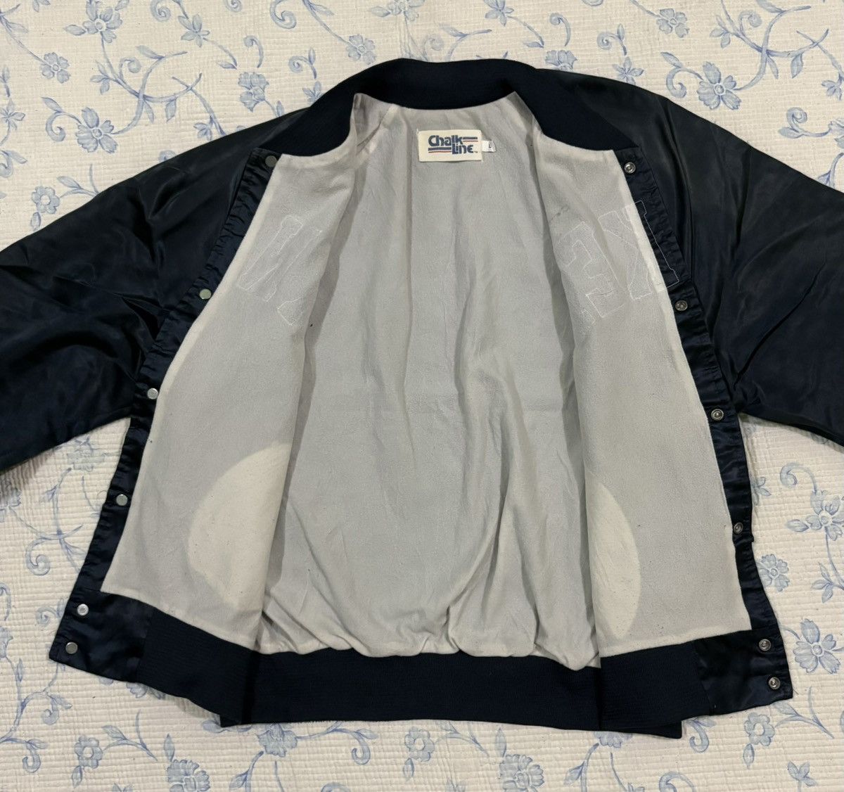 Chalk Line Chalk Line New York Yankess Bomber Sun Fadded Jacket Size US L / EU 52-54 / 3 - 7 Thumbnail