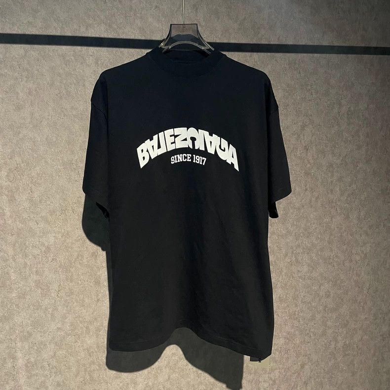 Balenciaga Balenciaga Mirror embroidered logo short sleeve Size US M / EU 48-50 / 2 - 1 Thumbnail
