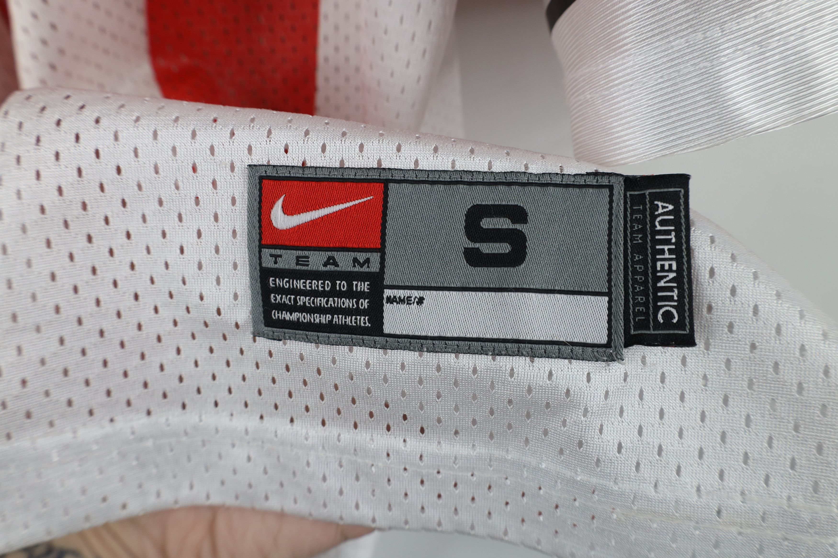 Nike × Vintage Vintage Nike Ohio State University Football Jersey White Size US S / EU 44-46 / 1 - 7 Thumbnail
