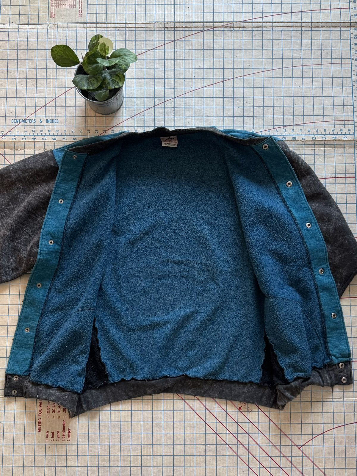 Vintage Vintage Harlequin Graphics Wolf Graphic Cotton Bomber Jacket Size US XL / EU 56 / 4 - 14 Thumbnail
