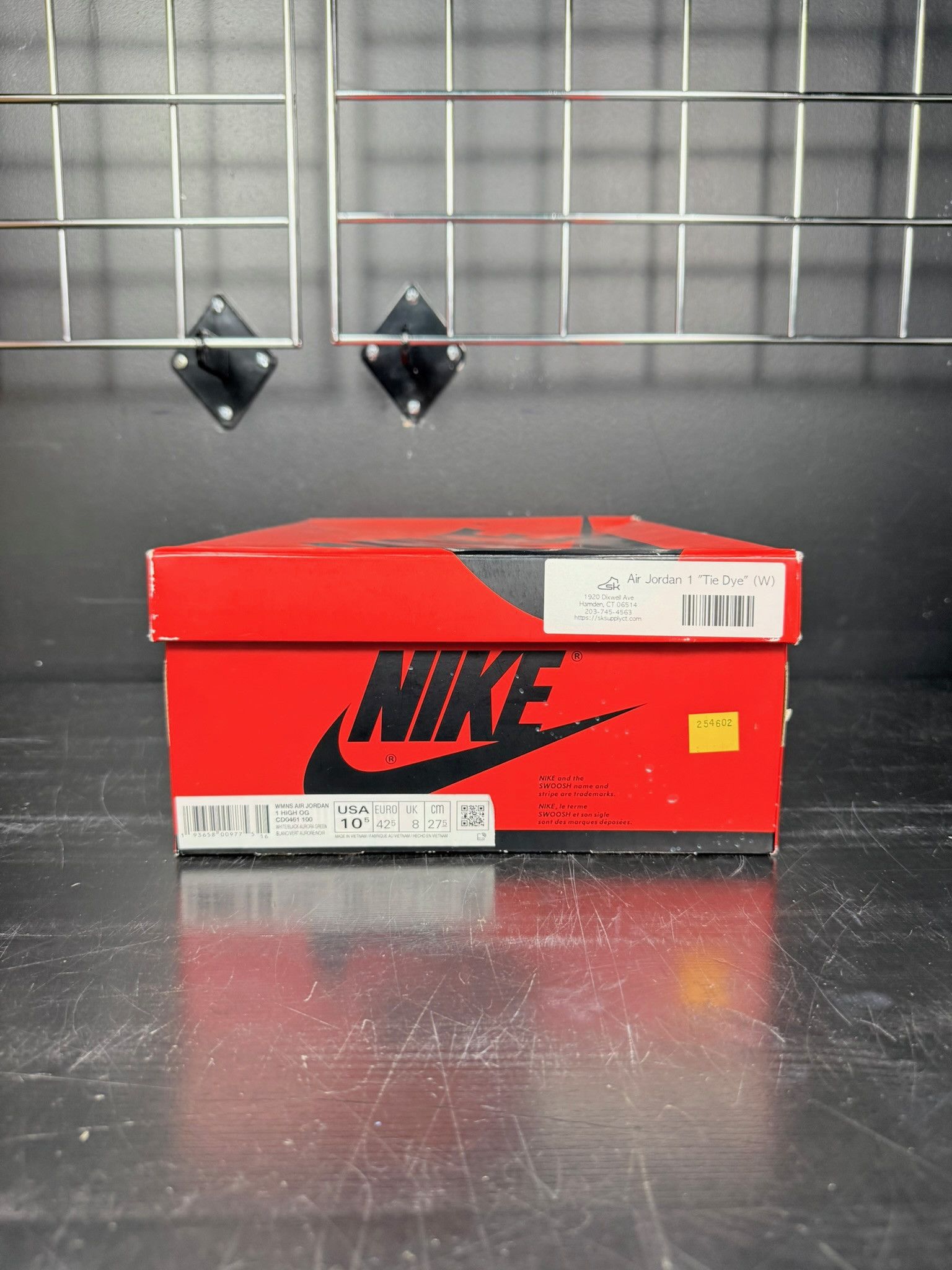 Jordan Brand Air Jordan 1 "Tie Dye" (WMNS) - Size 10.5 Size US 10.5 / IT 40.5 - 9 Thumbnail