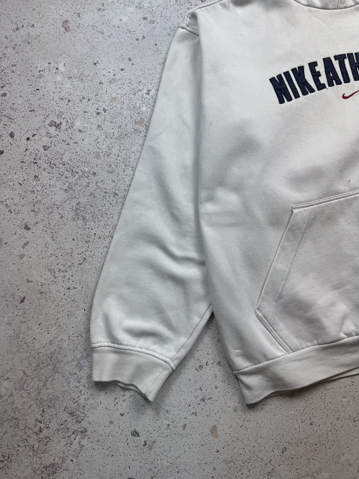 Nike Vintage 90s Nike Athletics Boxy Hoodie rare retro hype Y2K Size US XL / EU 56 / 4 - 3 Thumbnail