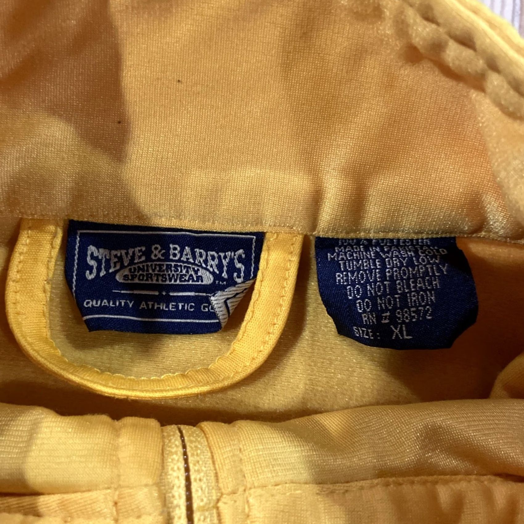 Vintage VINTAGE Michigan Wolverines Mens XL Lined Zip Up Jacket Sports Windbreaker Blue Embroidered Logo Size US XL / EU 56 / 4 - 7 Thumbnail