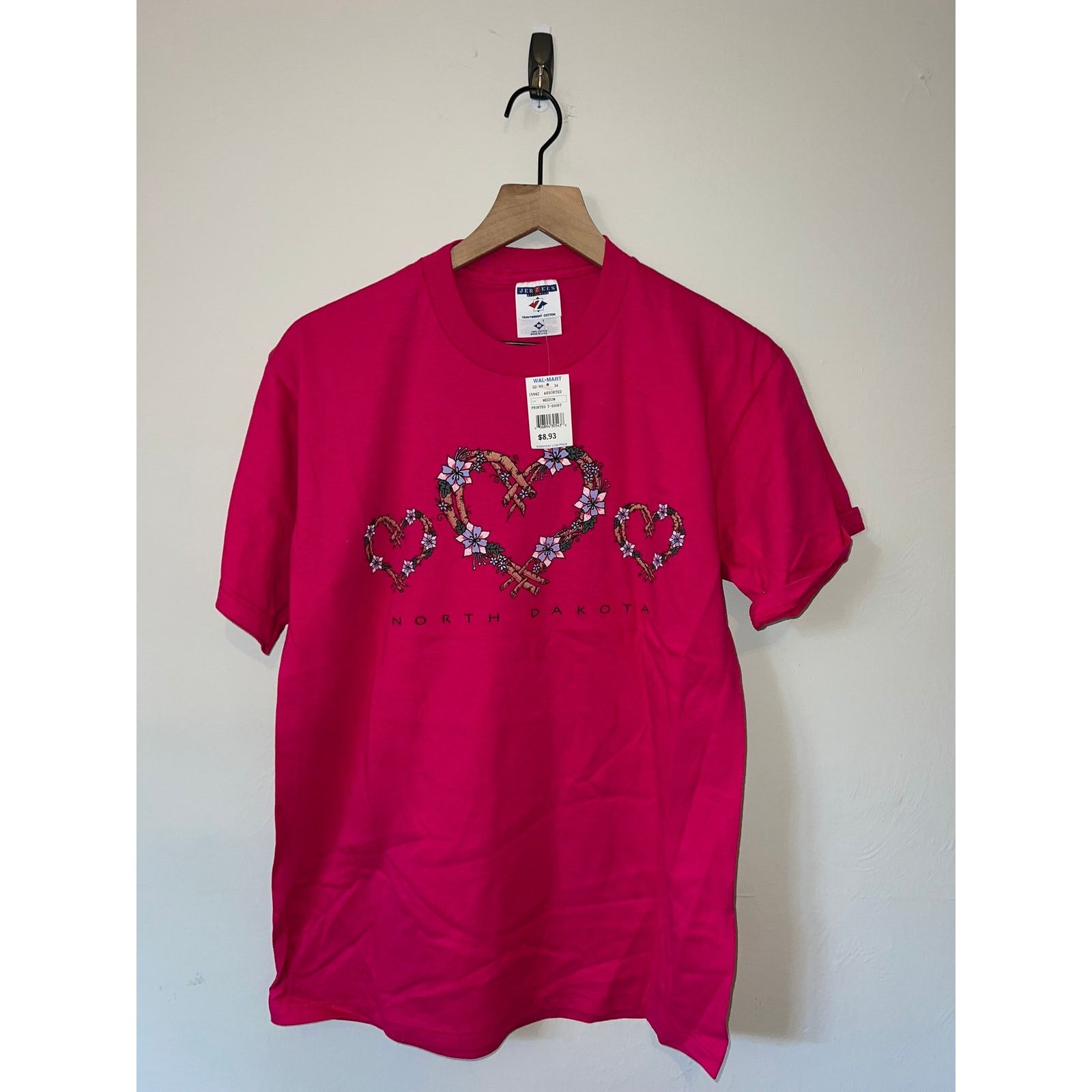Jerzees Vintage North Dakota State Shirt Heart Pink Tee VTG 90s M Size US M / EU 48-50 / 2 - 1 Thumbnail