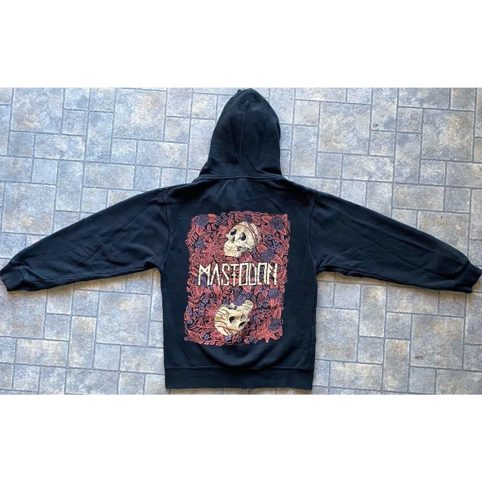 Vintage VINTAGE 2015 Mastodon Hoodie Men’s Small Independent Trading Company Floral Skull Black Full Zip Mens S Size US S / EU 44-46 / 1 - 2 Thumbnail
