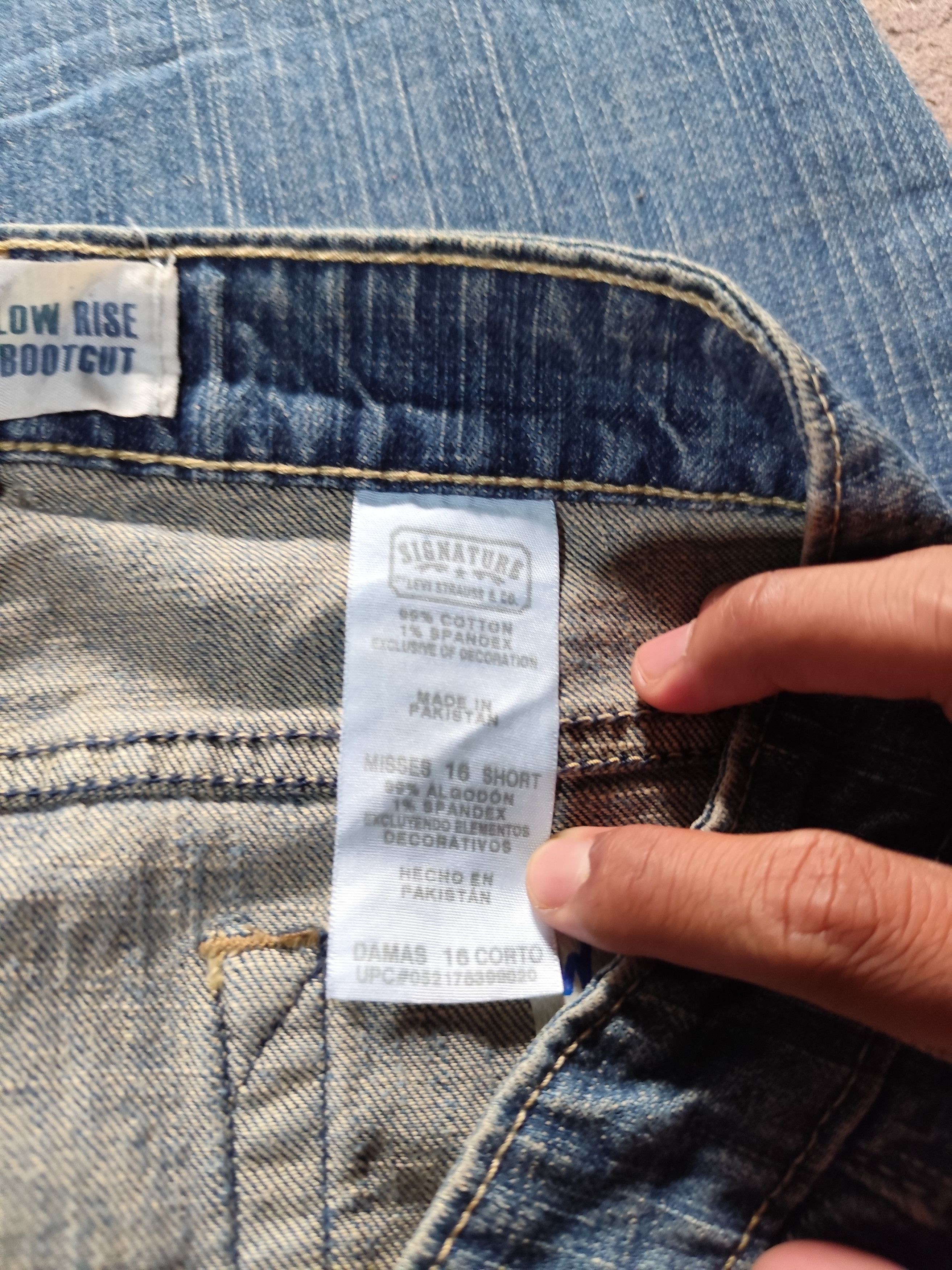 Levi's × Levi's Vintage Clothing × Signatures Levi's Signature Vintage Flare Bootcut Denim J007 Size 37" - 14 Thumbnail